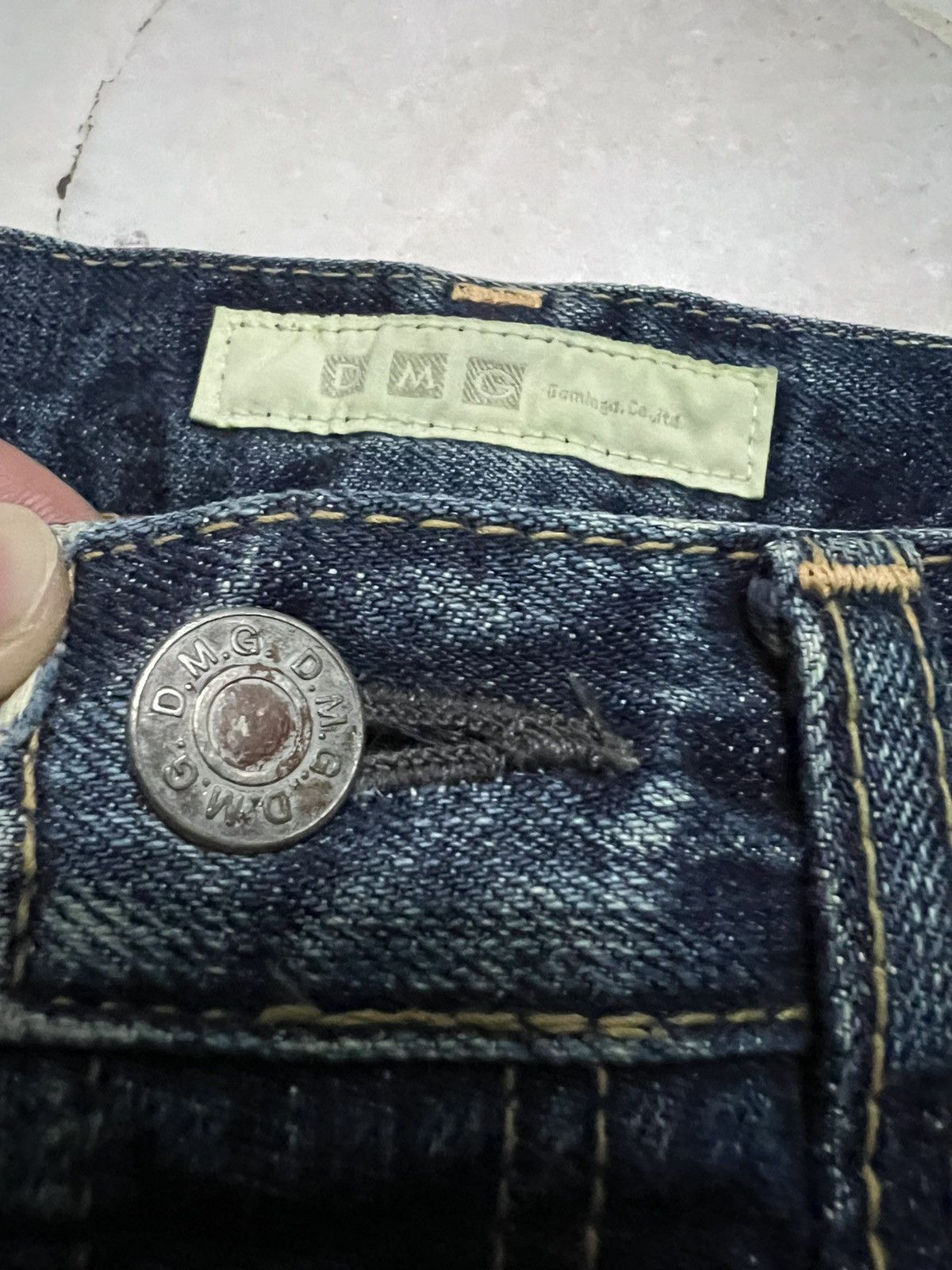 Japanese Brand 💥90’s💥Vintage D.M.G Distressed Jean Very Rare Size US 31 - 10 Thumbnail