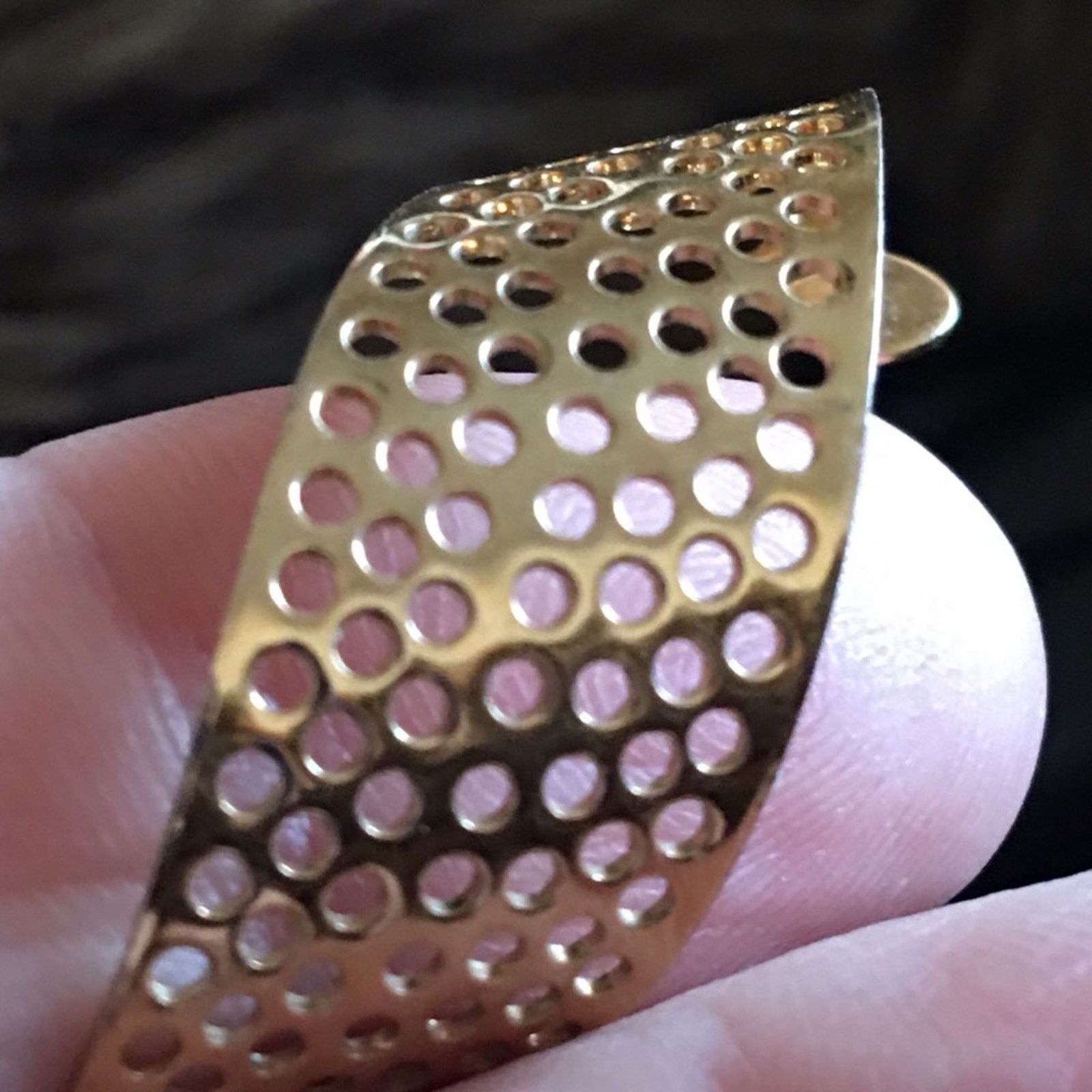 Jewelry Gold tone twisted mesh pierced earrings Size ONE SIZE - 3 Thumbnail