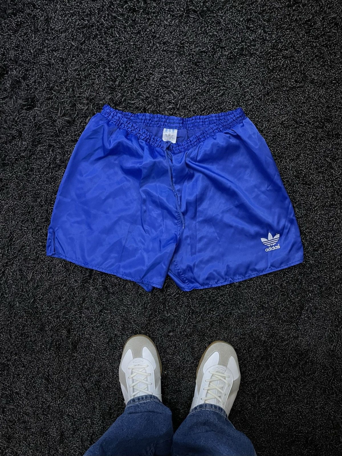 Vintage Vintage Adidas blue shorts streetwear Y2K casual 1970-1980 Size US 34 / EU 50 - 1 Thumbnail