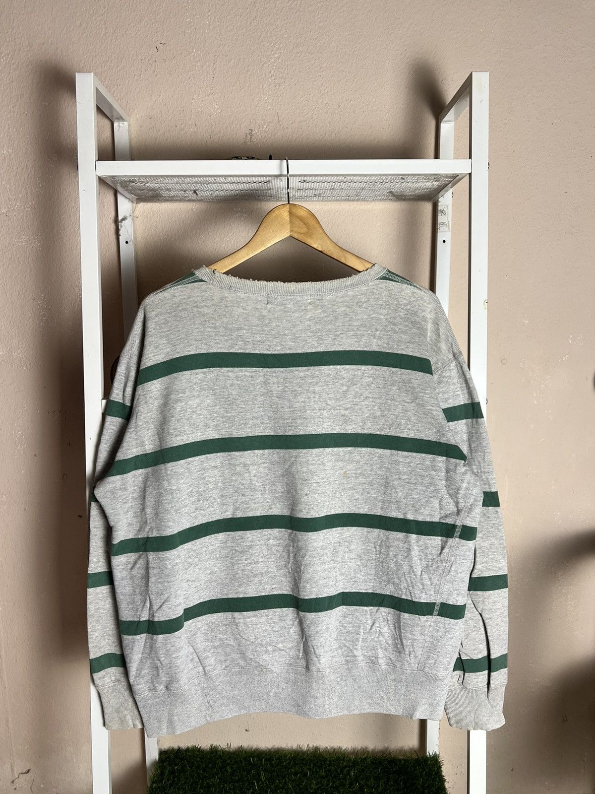 Polo Ralph Lauren Polo Ralph Lauren Vintage Striped Sweatshirt Worn Distressed Size US M / EU 48-50 / 2 - 8 Thumbnail