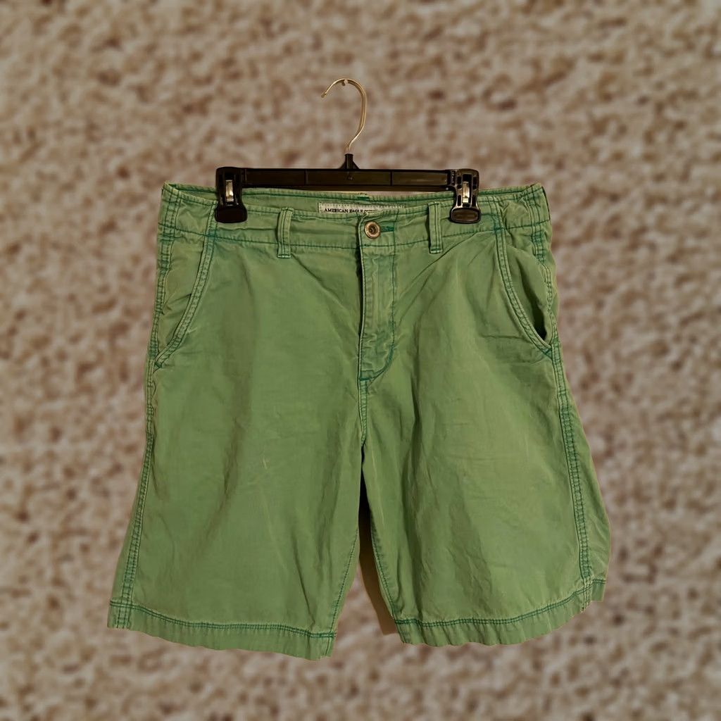 American Eagle Outfitters American Eagle AEO Classic Fit Cotton Prep Light Green Khaki Shorts - Men's 32 Size US 33 - 1 Thumbnail