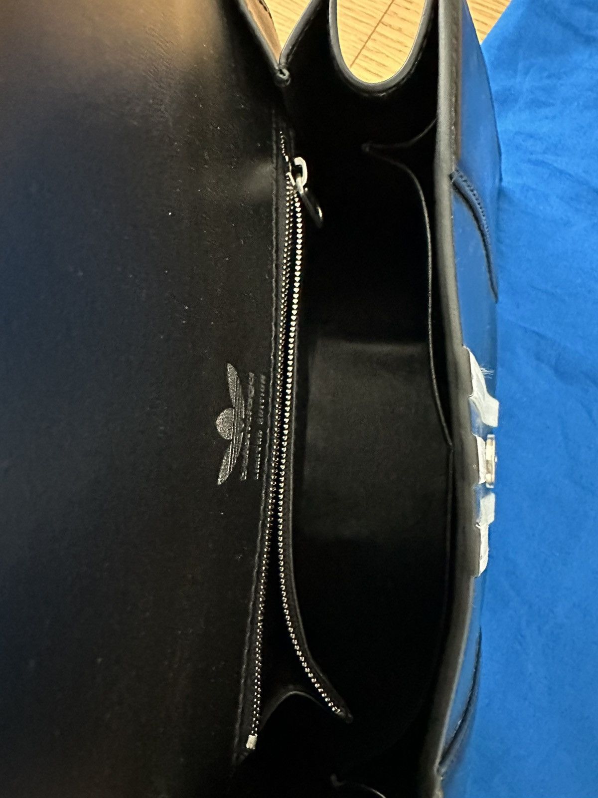 Adidas × Balenciaga Balenciaga x adidas Shoulder Bag. LIMITED EDITION Size ONE SIZE - 7 Thumbnail