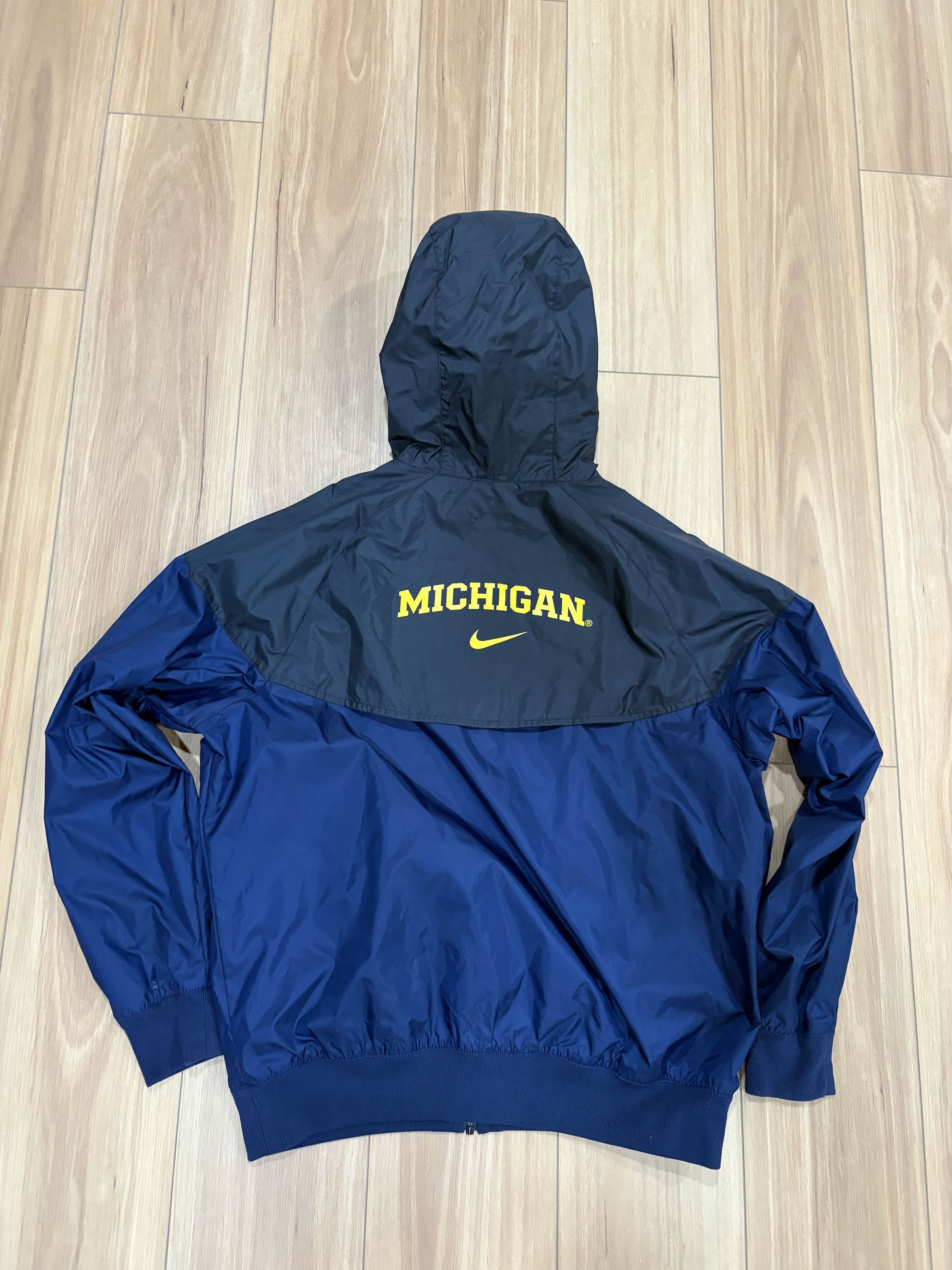 Nike Michigan Wolverines Navy Blue Nike Windrunner Light Jacket Size US M / EU 48-50 / 2 - 6 Thumbnail