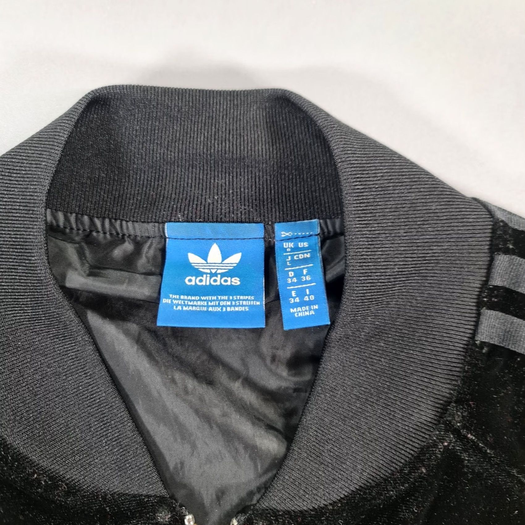Adidas Adidas Womens Jacket Black Velvet Bomber Full Zip Trefoil 8 UK CG1703 Size M / US 6-8 / IT 42-44 - 3 Thumbnail