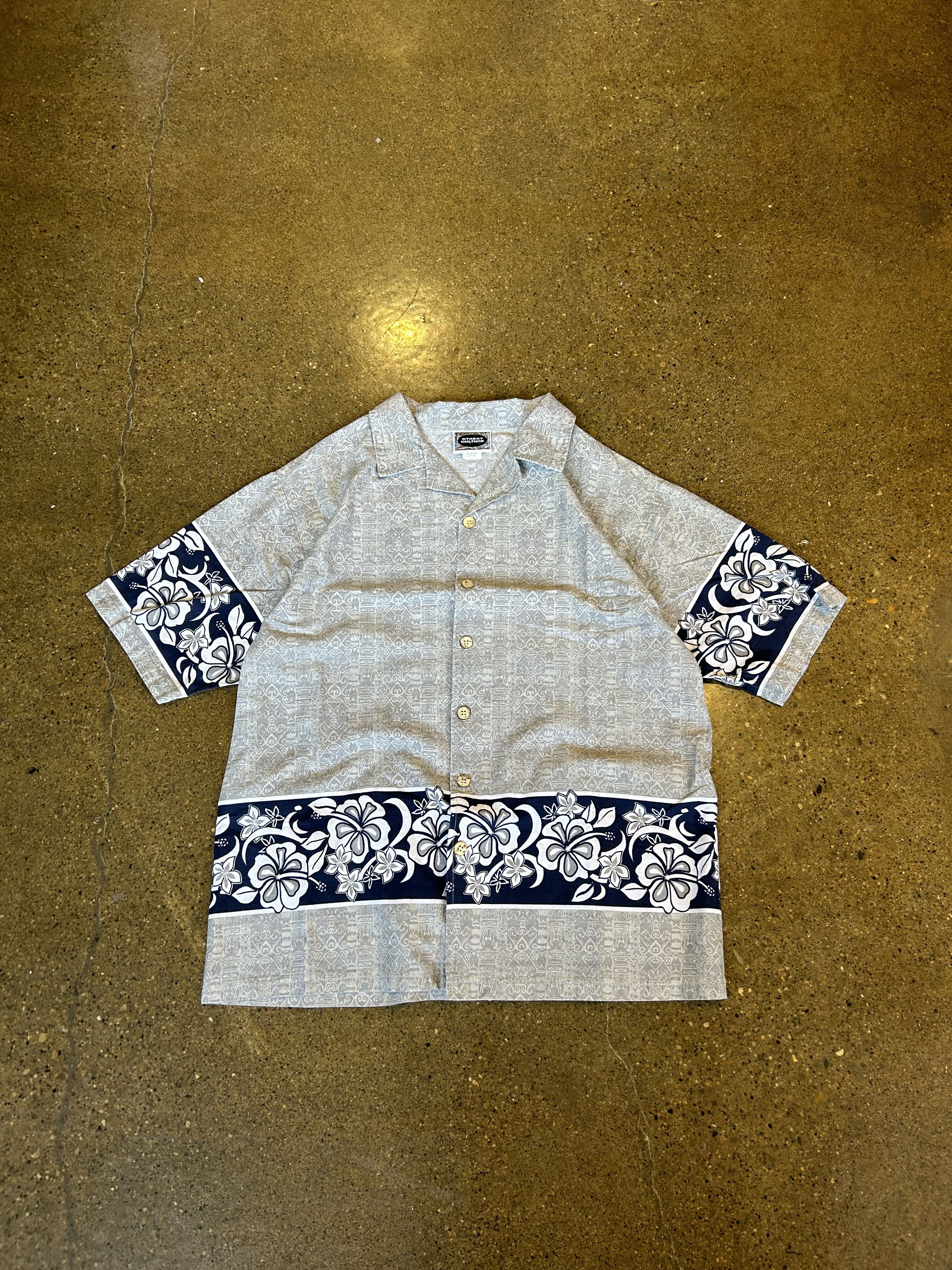 Vintage Y2K Street Culture Hawaiian Short Sleeve Button Up Shirt L Size US L / EU 52-54 / 3 - 1 Thumbnail