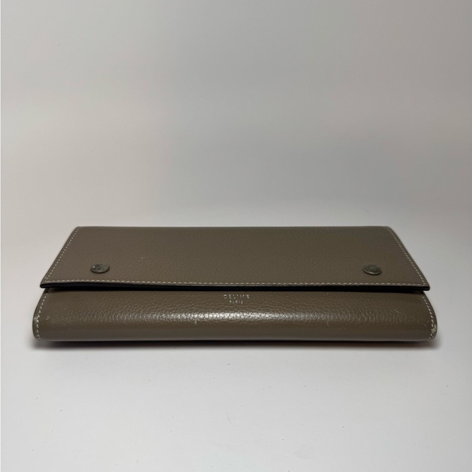 Celine Celine Large Flap Multifunction Wallet Grey Grained Leather Size ONE SIZE - 3 Thumbnail