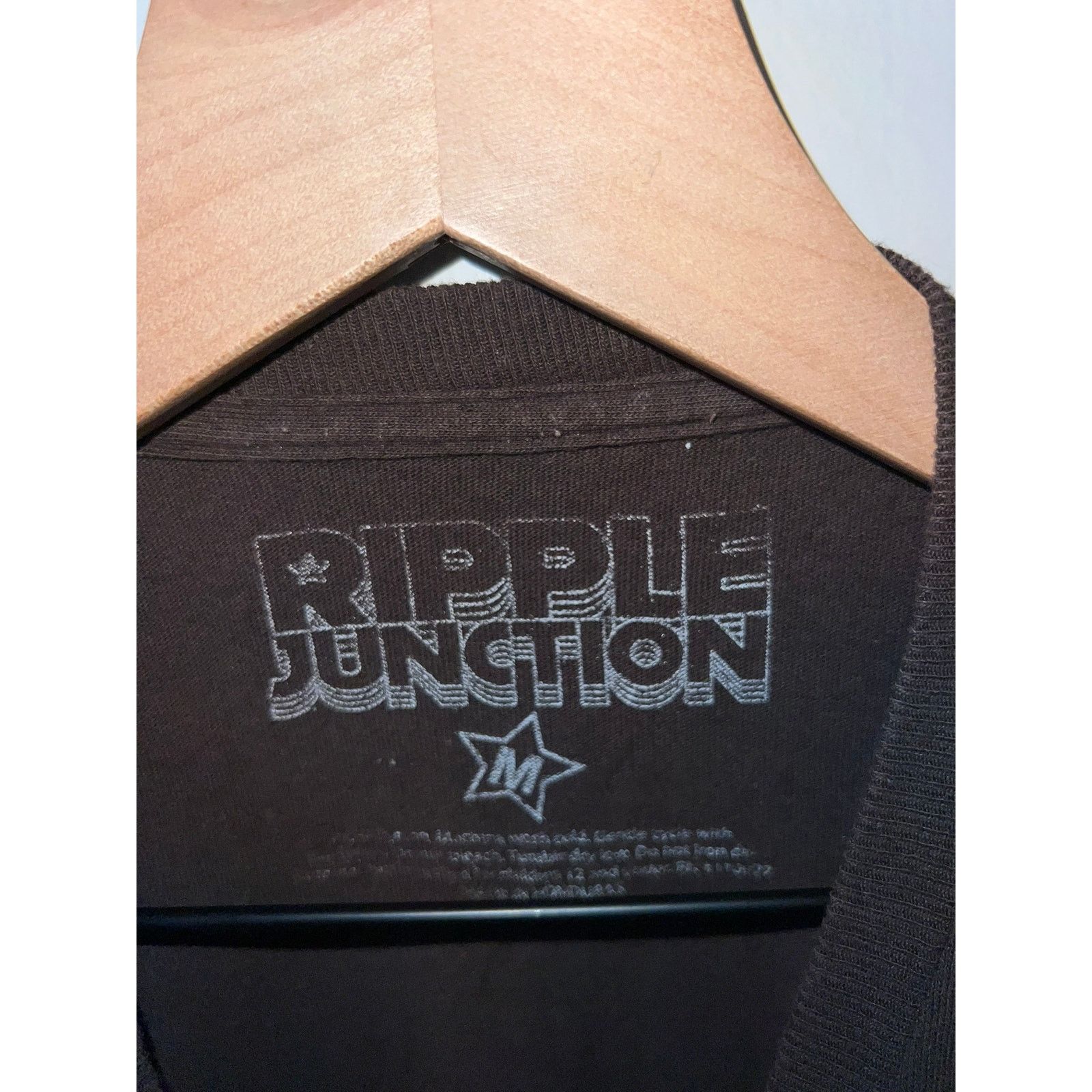 Ripple Junction Ripple Junction The Hangover Shirt It's A Monkey Tee Medium Size US M / EU 48-50 / 2 - 6 Thumbnail