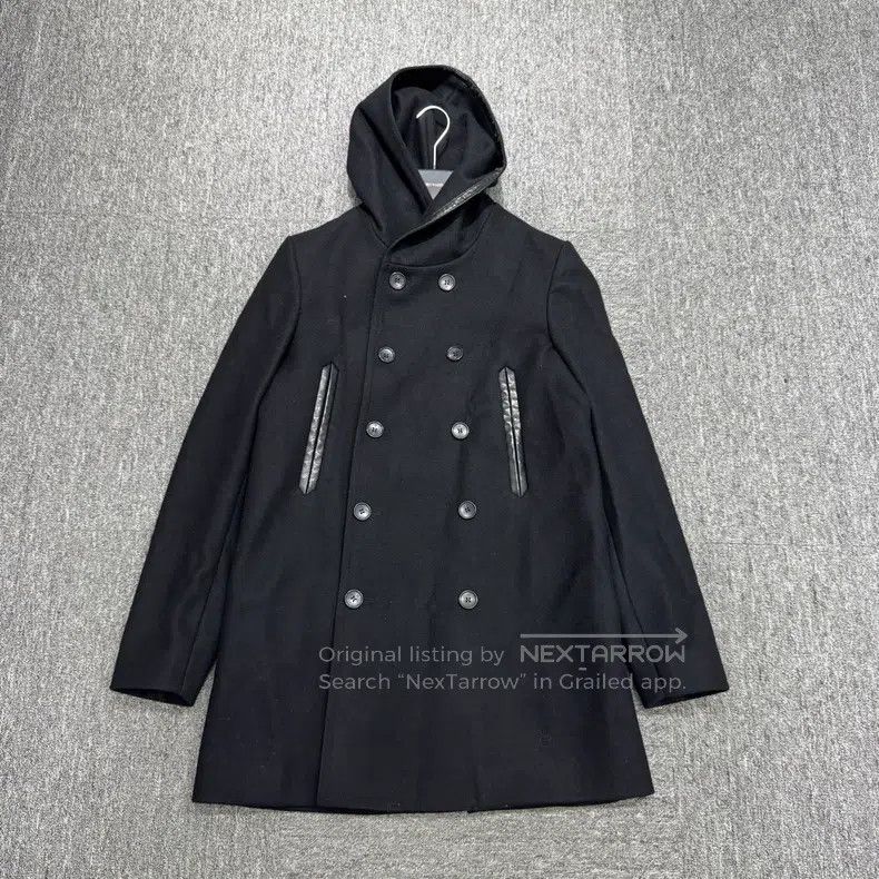 Balenciaga Balenciaga Wool double-breasted hooded coat Size US S / EU 44-46 / 1 - 1 Thumbnail