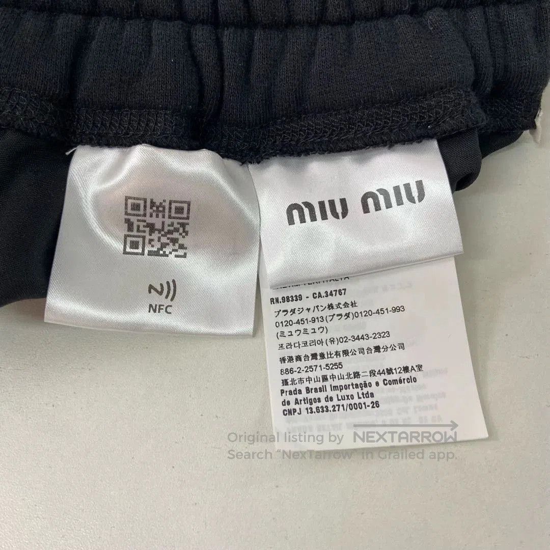 Miu Miu miumiu black velvet shorts size 38. Size US 38 / EU 54 - 7 Thumbnail
