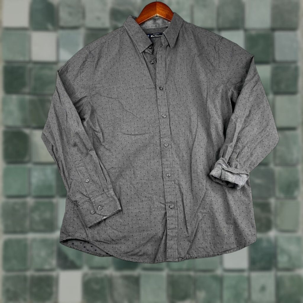 Ben Sherman Ben Sherman Shirt Large Gray Blue Dots Button-Up Long Sleeve Casual Flip Cuff Regular Fit Mens Shirt Size US L / EU 52-54 / 3 - 1 Thumbnail