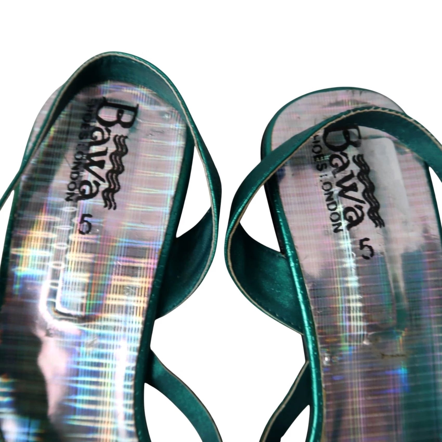 Vintage Vintage Bawa Green Jewel Rhinestone Thong Strap Sandals Low Heel 5 US Size Size US 5 / IT 35 - 5 Thumbnail