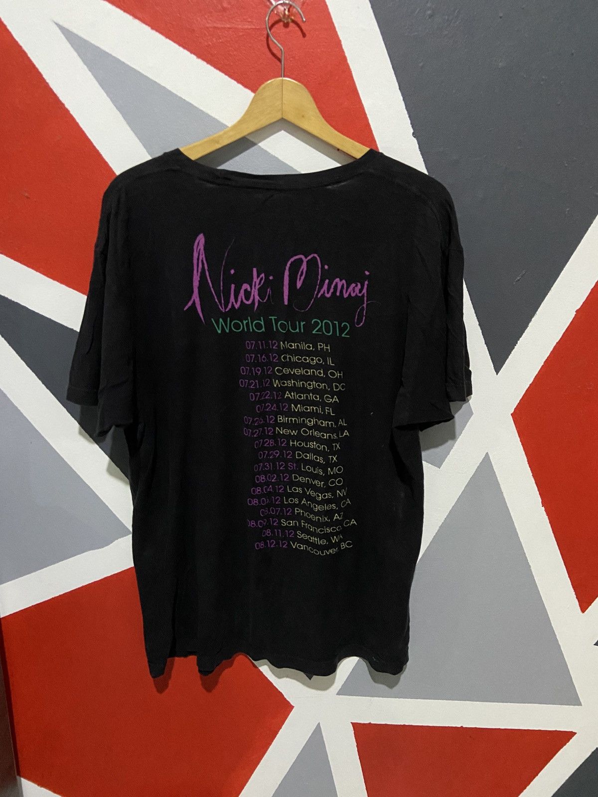 Tultex Nick Minaj World Tour 2012 Size US XL / EU 56 / 4 - 2 Thumbnail