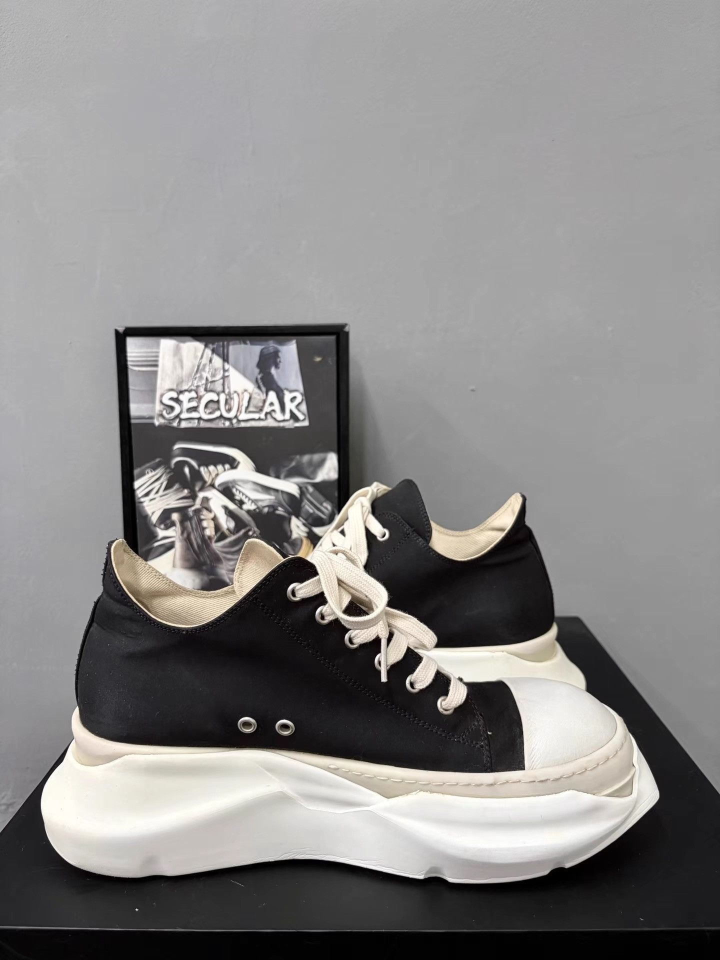 Rick Owens Rick Owens Low Platform Satin Big Converse K34 Size US 10 / EU 43 - 6 Thumbnail