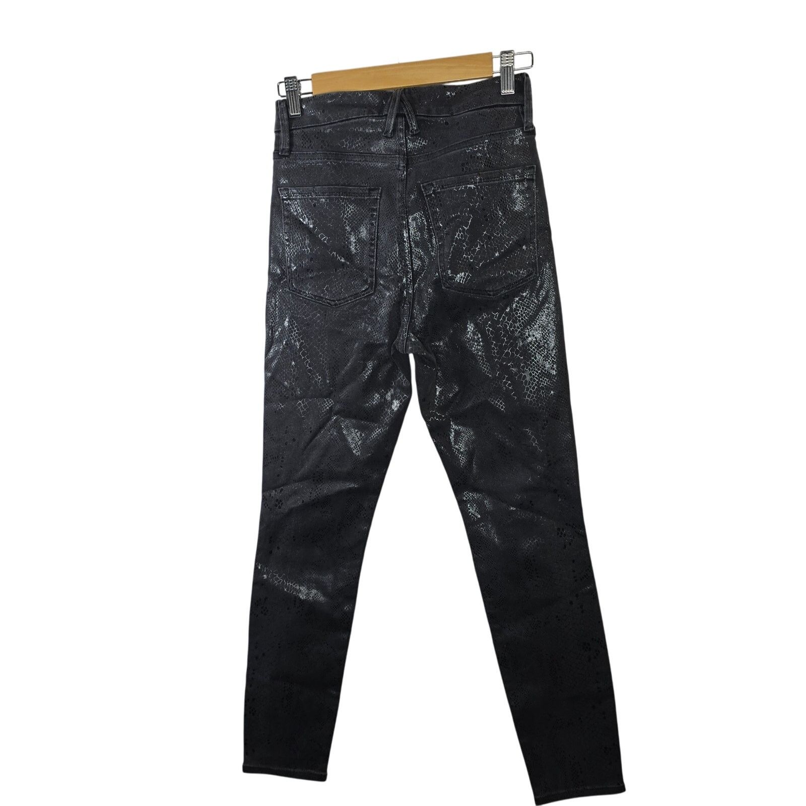 Good American Good American Good Waist Gray Snake Foil Skinny Jeans 4/27 Size 27" / US 4 / IT 40 - 10 Thumbnail