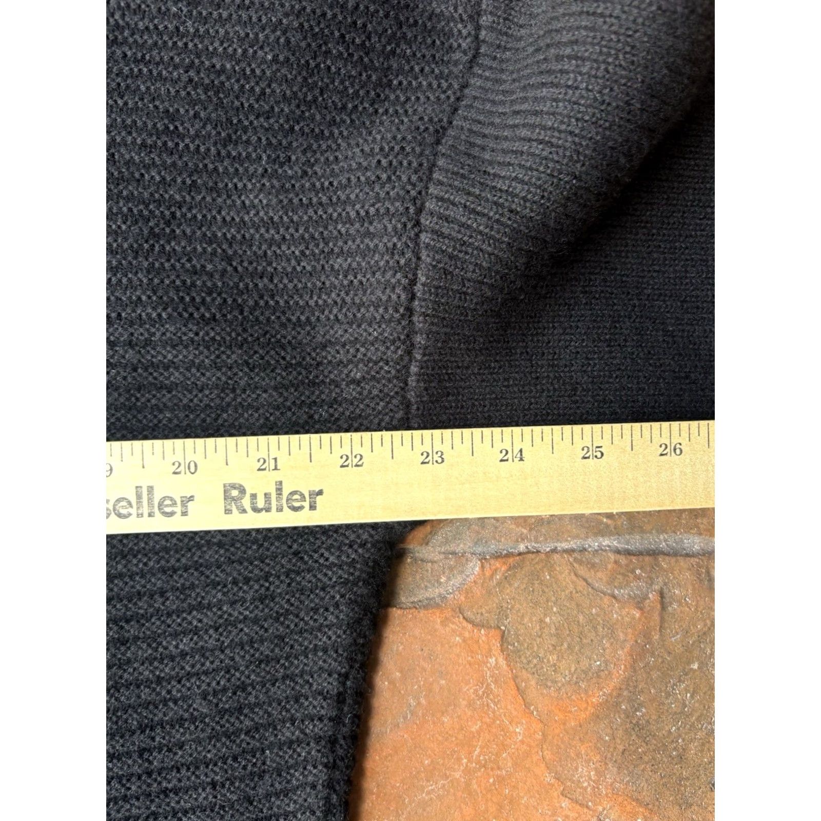 Helmut Lang VINTAGE HELMUT LANG Pullover Turtle Neck Sweater Womens Large Black Mock Neck, Knit Wool Blend, Dry Clean Only, Designer, 1.4 Size L / US 10 / IT 46 - 5 Thumbnail