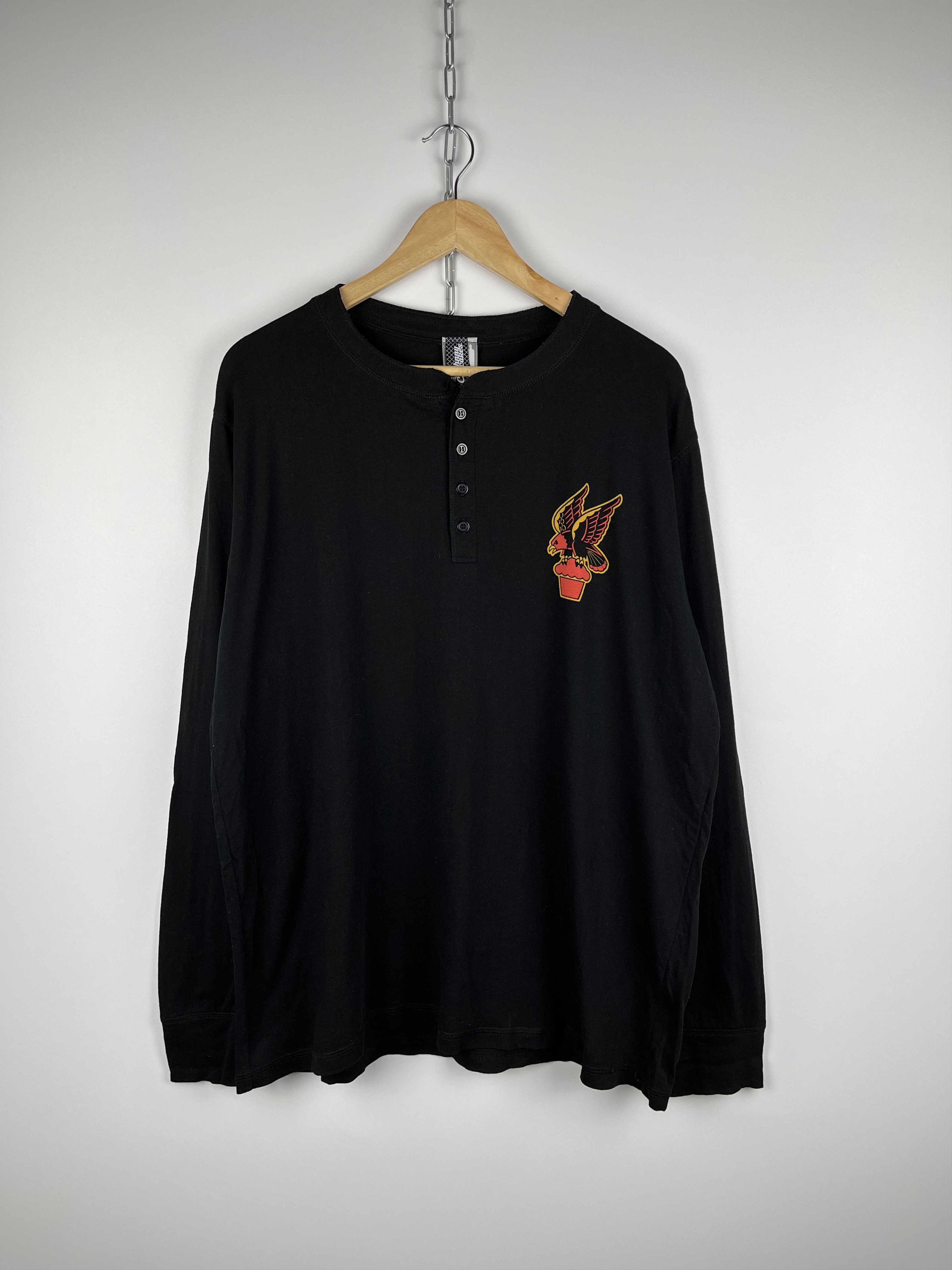 Johnny Cupcakes Johnny Cupcakes Eagle Cupcake Logo Henley Long Sleeve Size US XL / EU 56 / 4 - 2 Thumbnail