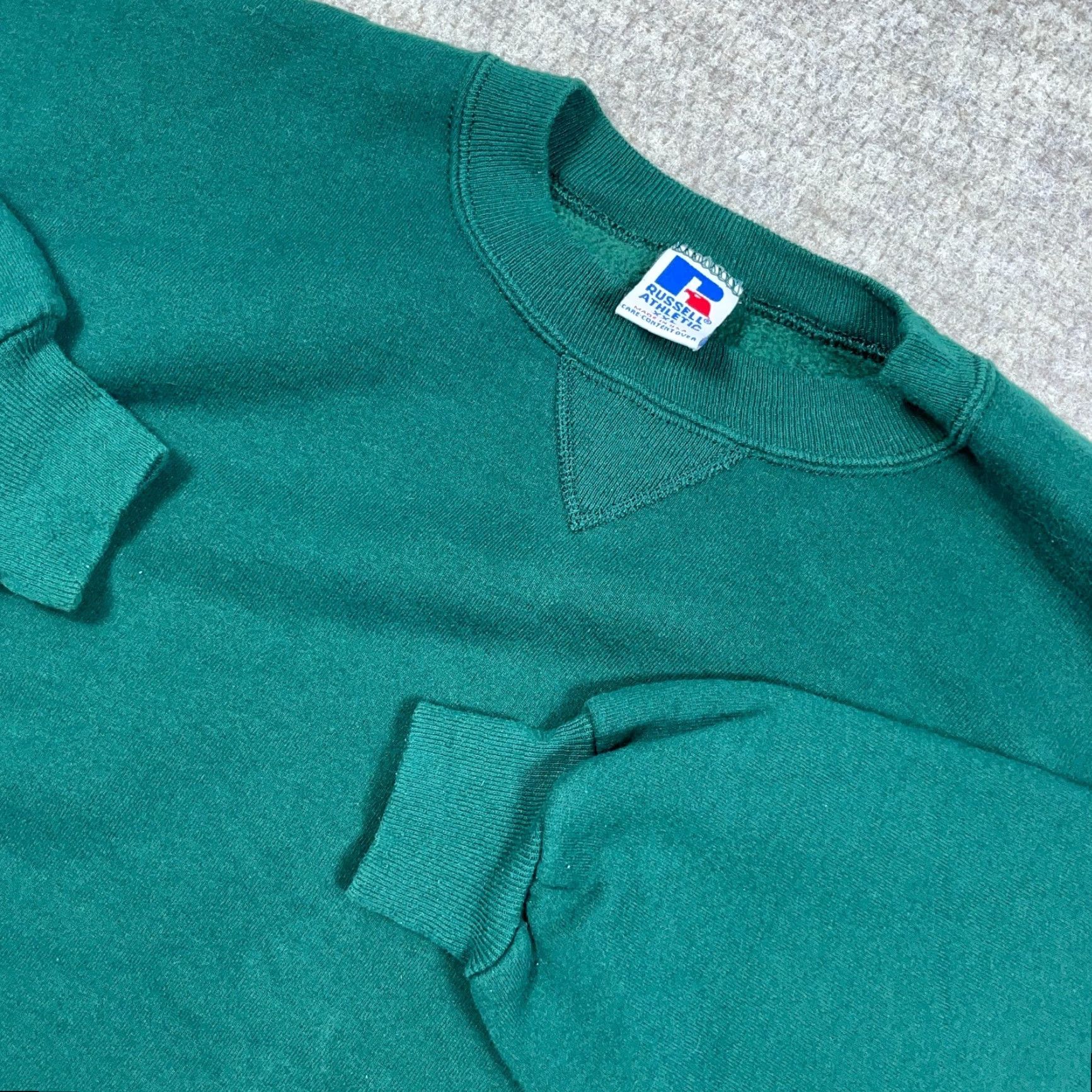 Russell Athletic VINTAGE Russell Sweatshirt Men 2XL Green Crew Neck Pullover, All Seasons, 90s Retro, Regular Fit, USA, Sweatshirt Mens Size US XXL / EU 58 / 5 - 7 Thumbnail