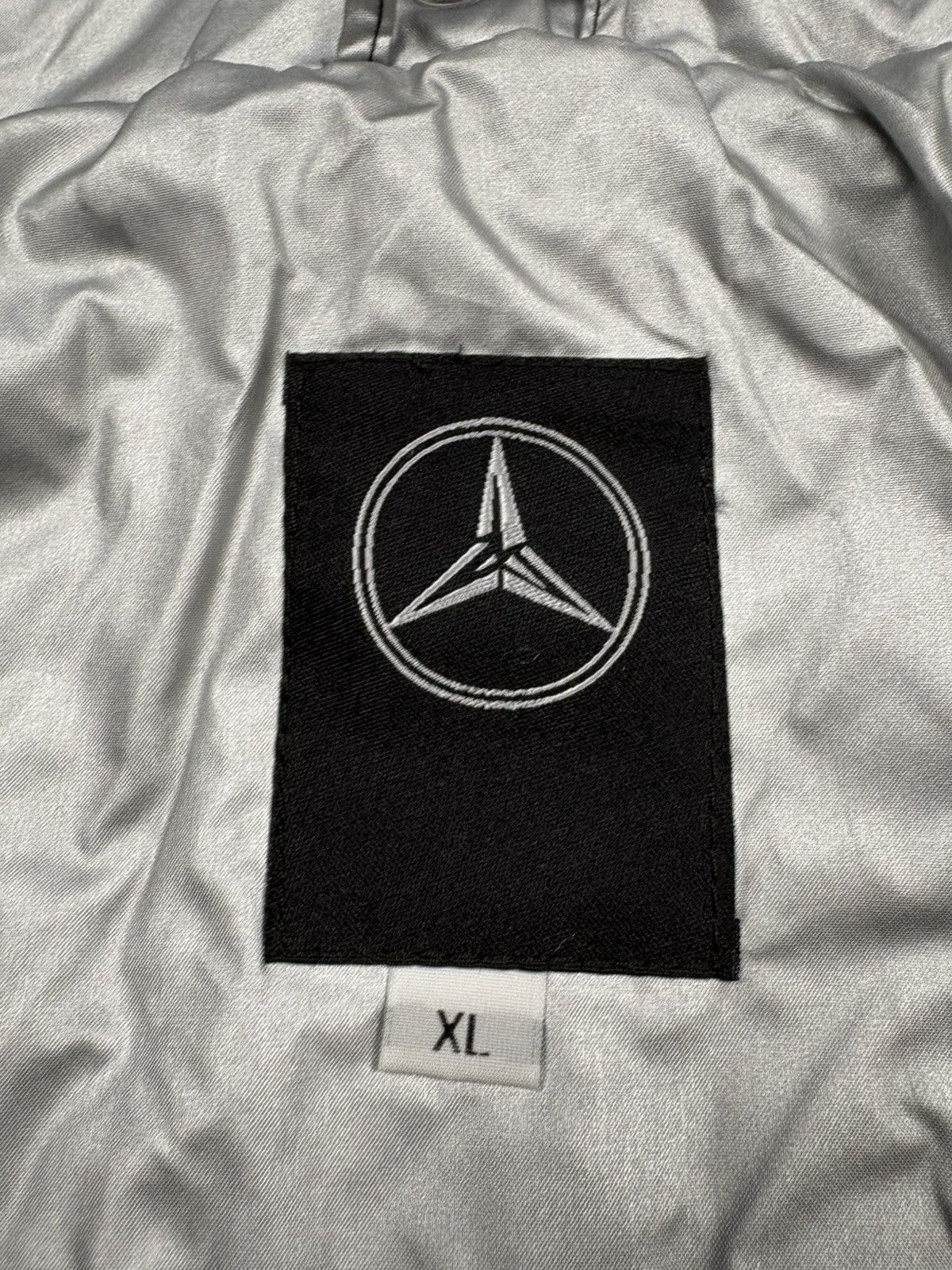 Mercedes-Benz Mercedes Benz Silver Jacket Vintage Racing Windbreaker 90s Size US XL / EU 56 / 4 - 14 Thumbnail