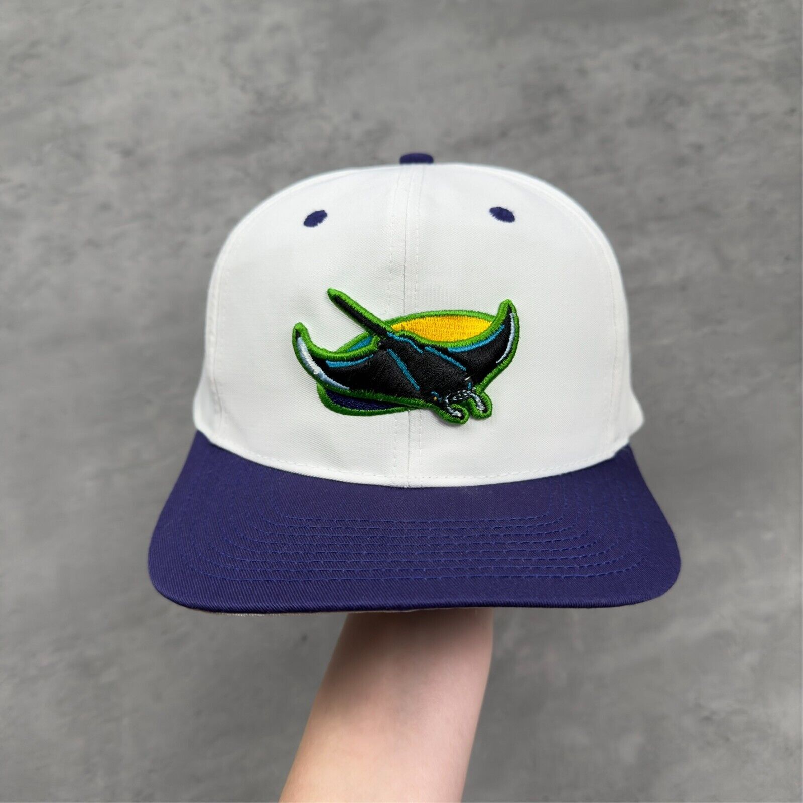 Drew Pearson × MLB × Vintage Vintage MLB Tampa Bay Rays Purple White Drew Pearson Hat Size ONE SIZE - 1 Thumbnail