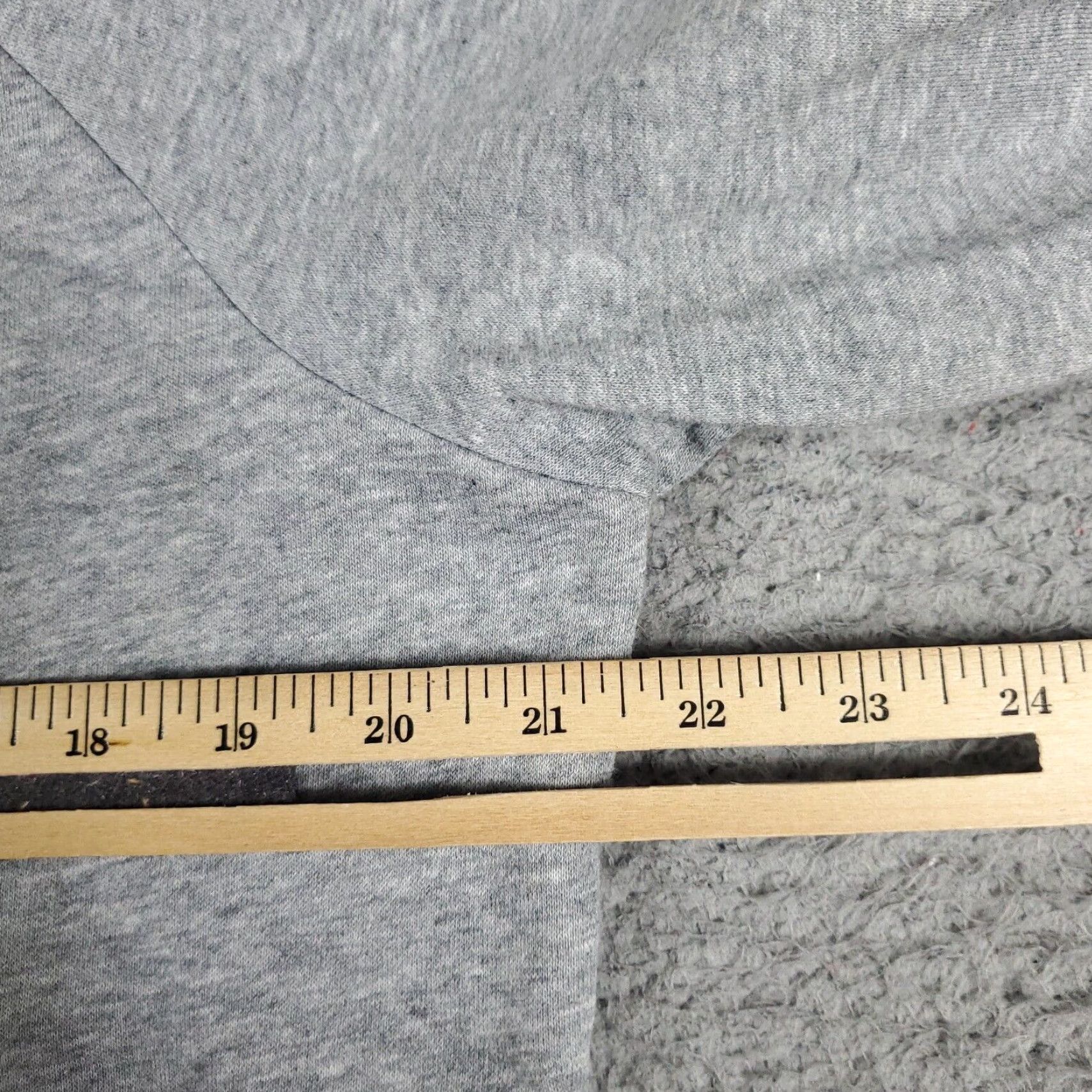 Under Armour Under Armour Mens Small Gray Long Sleeve Pullover Sweater Size US S / EU 44-46 / 1 - 7 Thumbnail