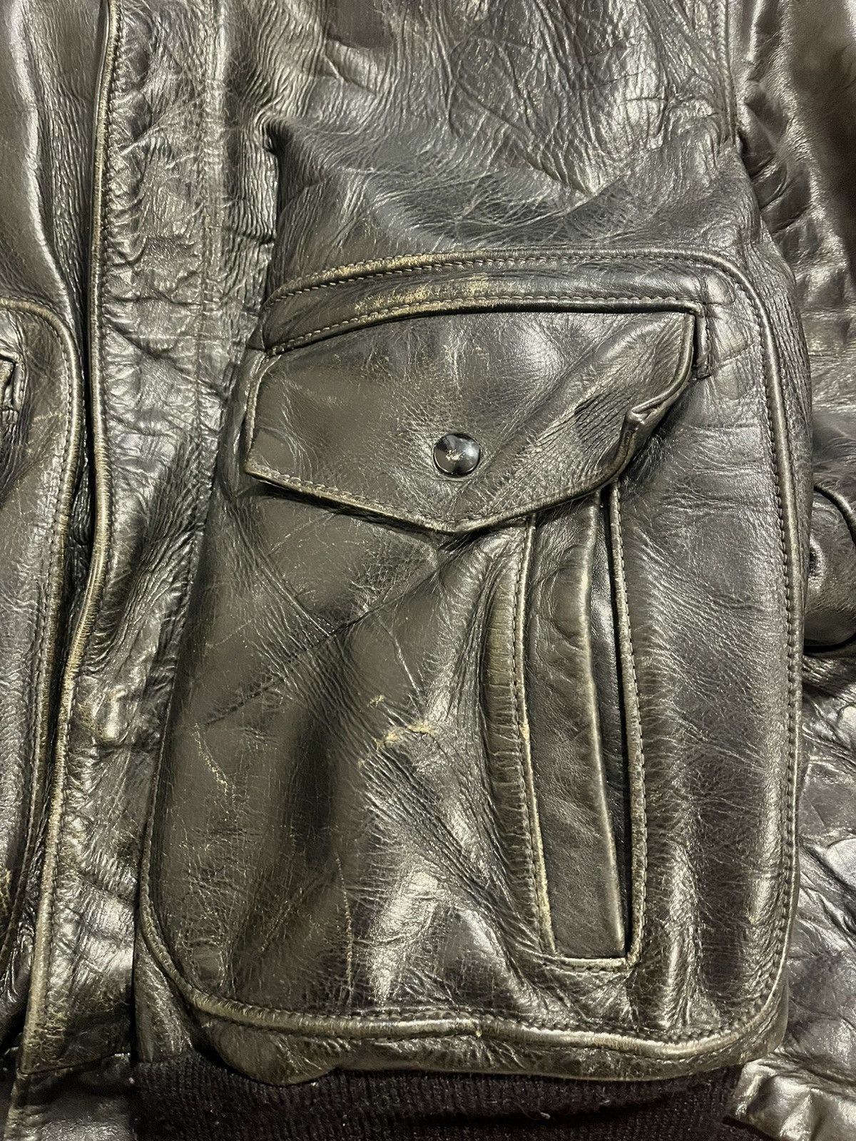 Japanese Brand Vintage 50’s cropped leather bomber jacket Size US L / EU 52-54 / 3 - 4 Thumbnail