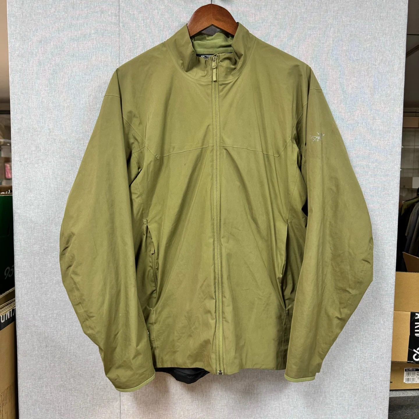 Arc'teryx Arcteryx Solano Green L Minor Stains Size US L / EU 52-54 / 3 - 1 Thumbnail