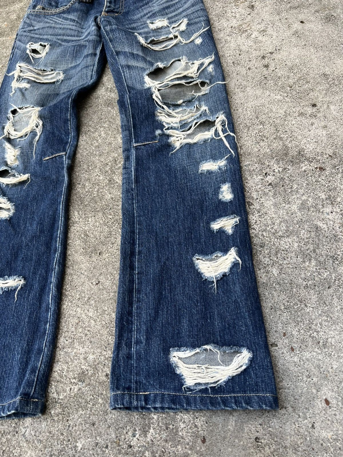 Japanese Brand 💥Japanese Brand Roen Distress Punk Jean Very Rare Size US 30 / EU 46 - 8 Thumbnail