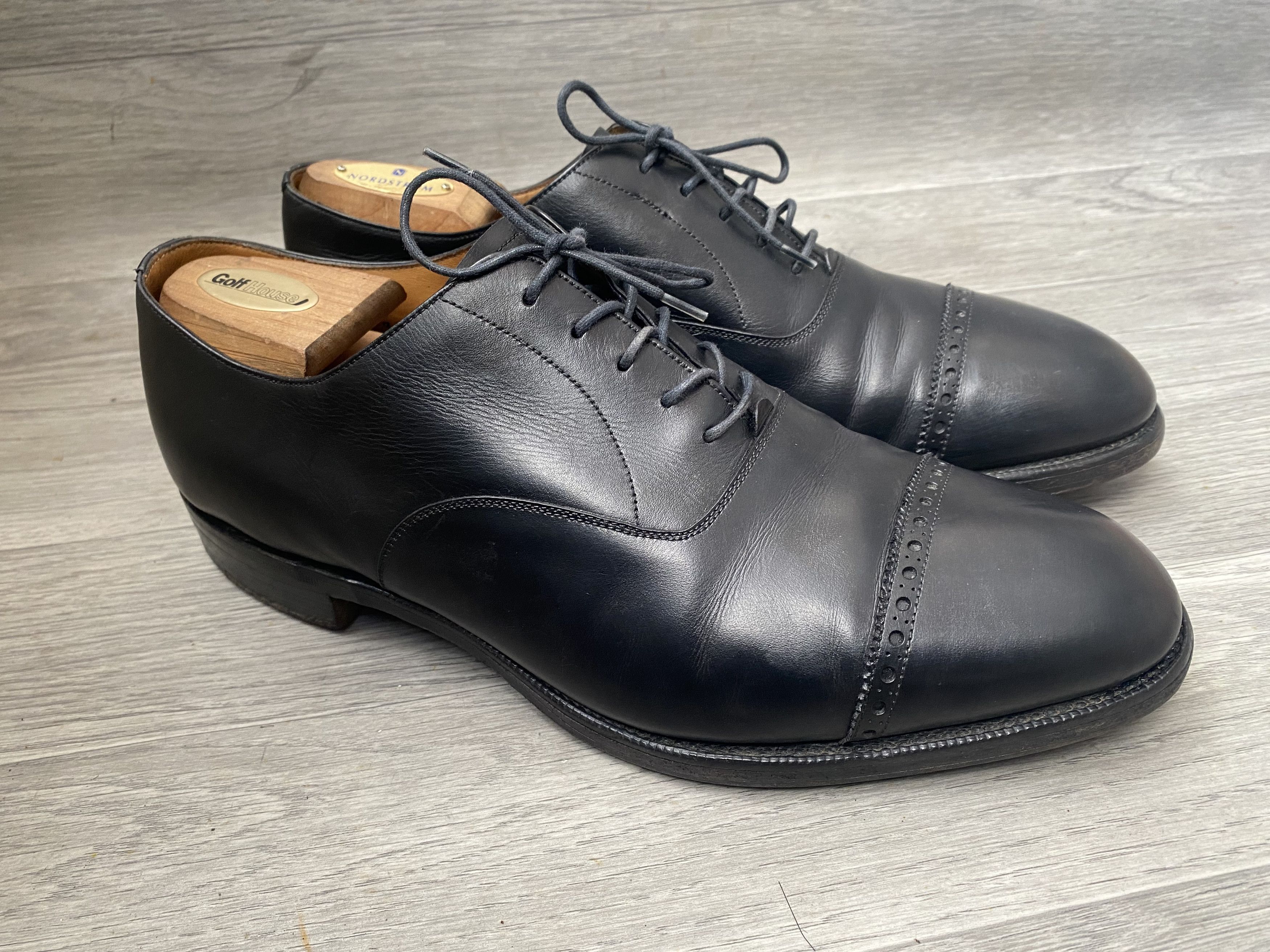 Edward Green Edward green cap-toe brouges leather shoes Size US 10 / EU 43 - 8 Thumbnail