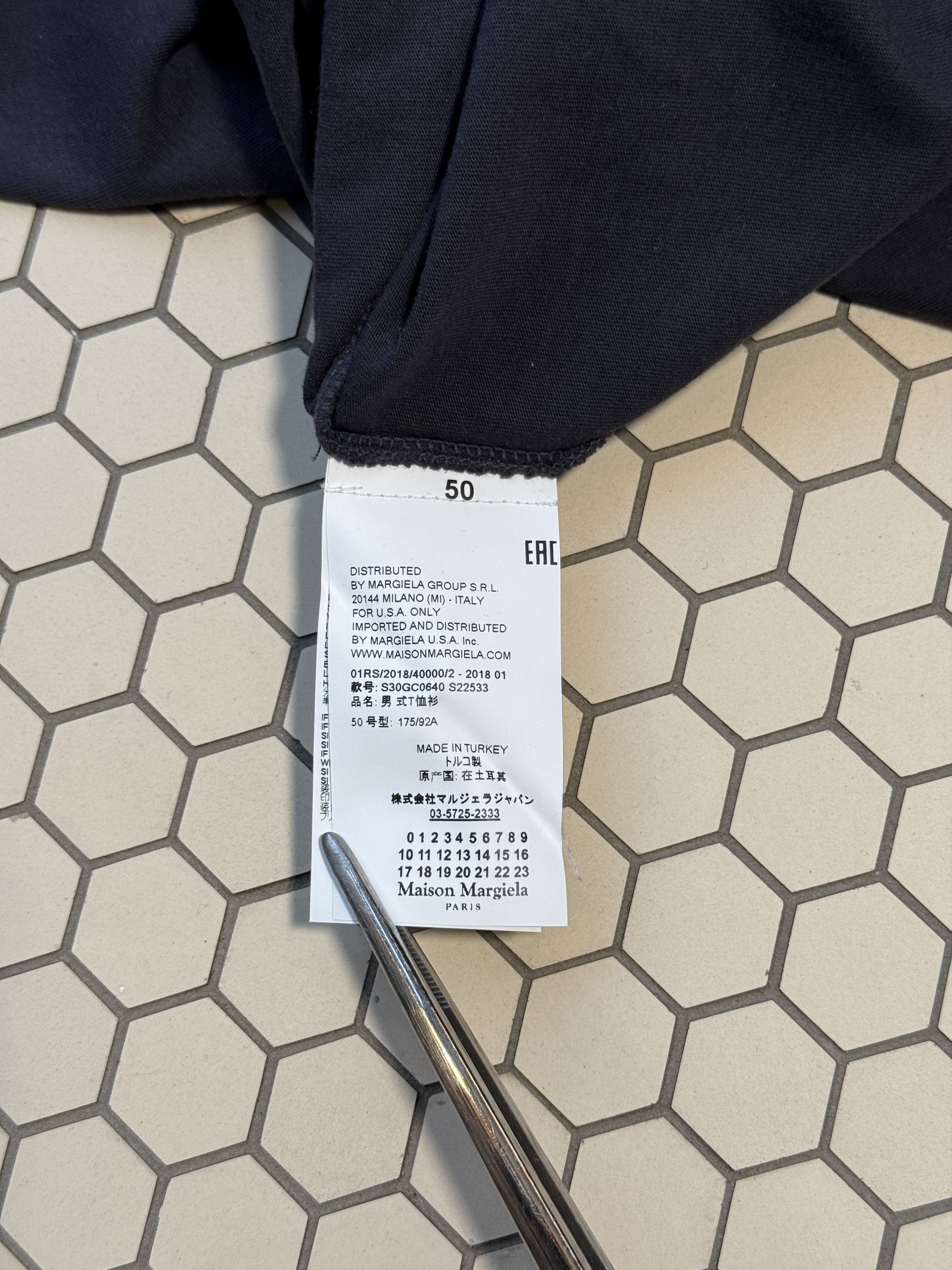 Maison Margiela Maison Margiela Tee Size US L / EU 52-54 / 3 - 5 Thumbnail