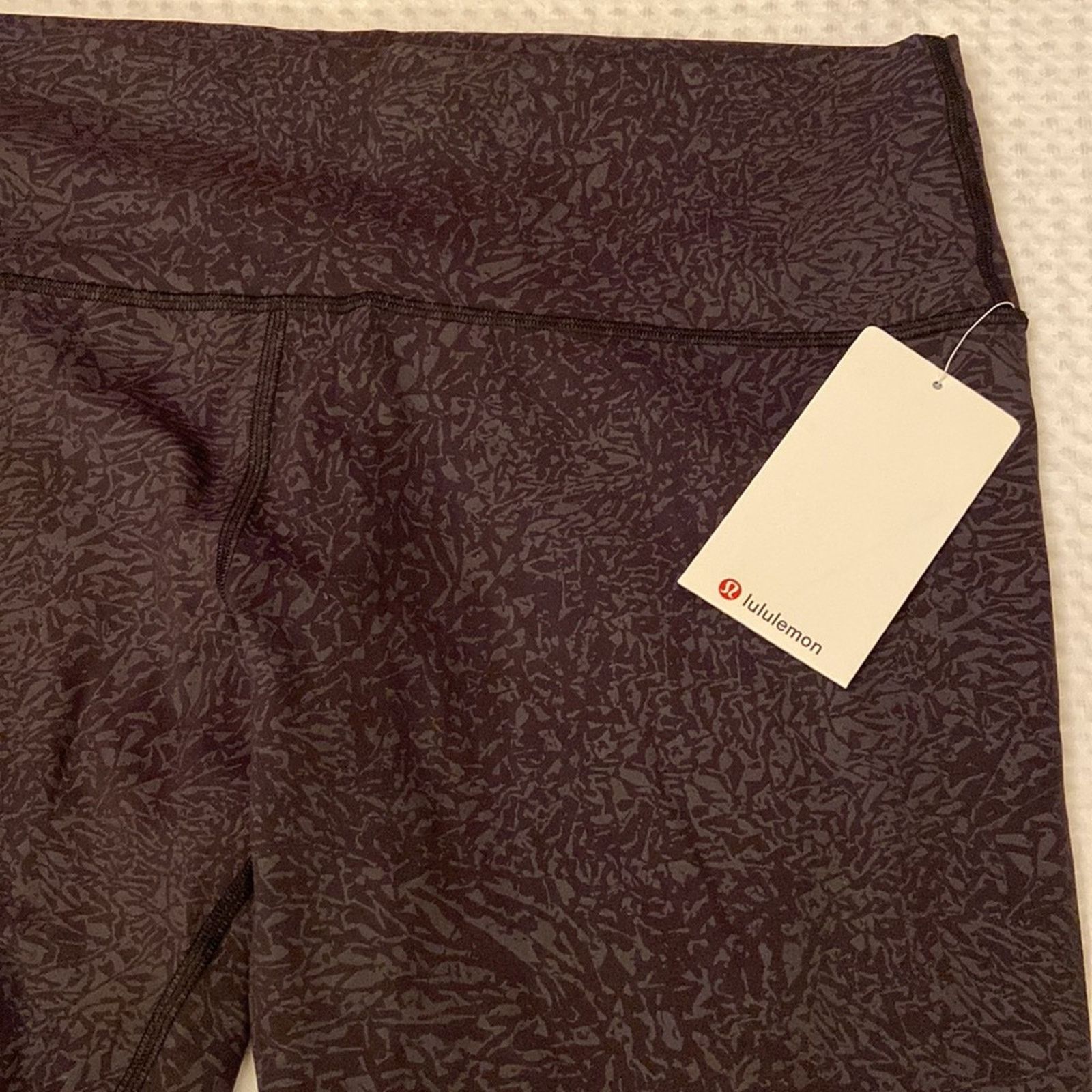 Lululemon LULULEMON Wunder Train HR Tight 25” Sz 20 Crunch Black Gray Size 42" / US 20 - 16 Thumbnail