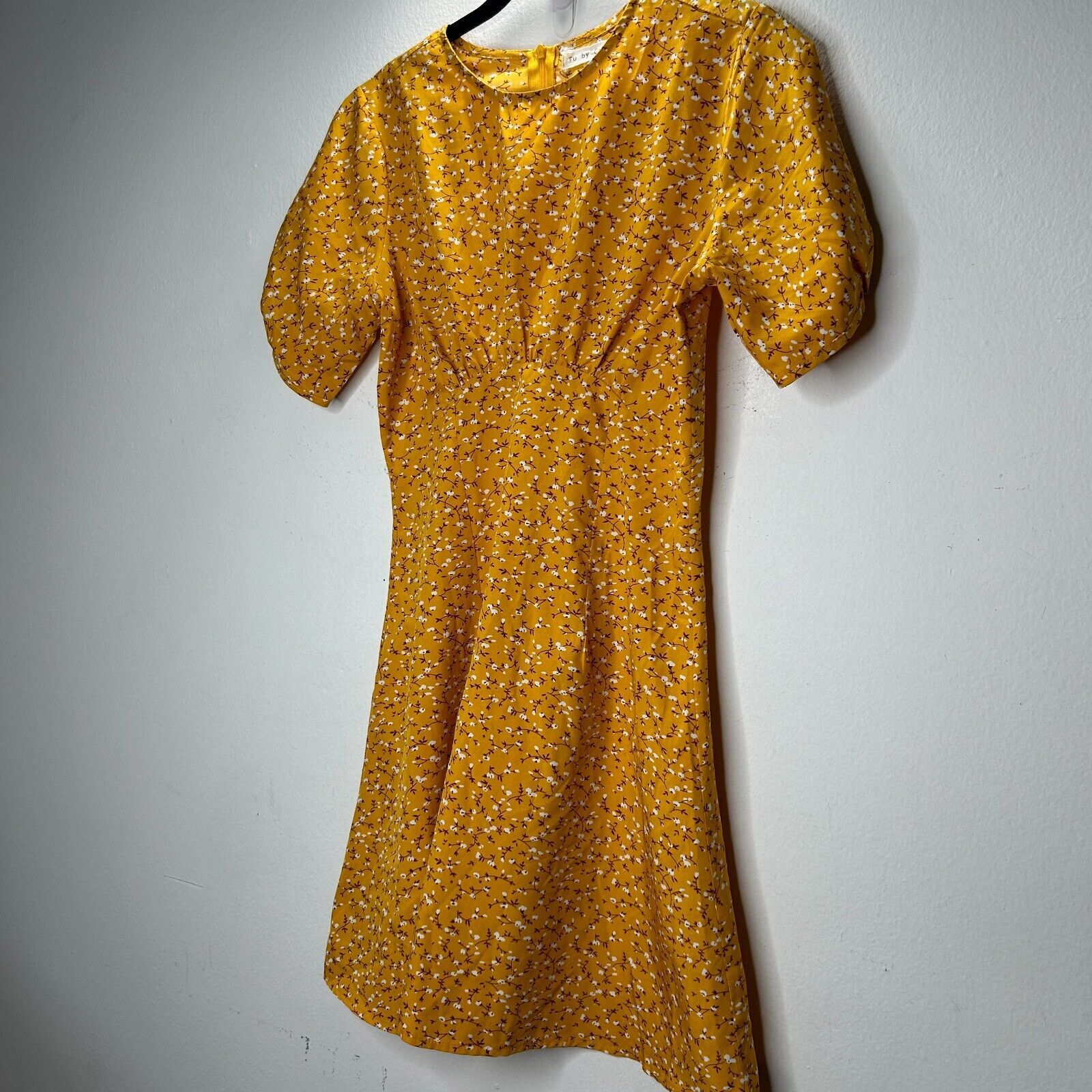Other Tu by Catu Yellow Floral Short Sleeve High Neck Mini Dress Size S / US 4 / IT 40 - 2 Thumbnail