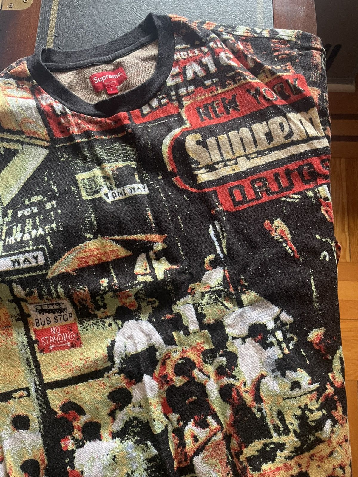 Supreme Supreme Limited Size US L / EU 52-54 / 3 - 2 Thumbnail