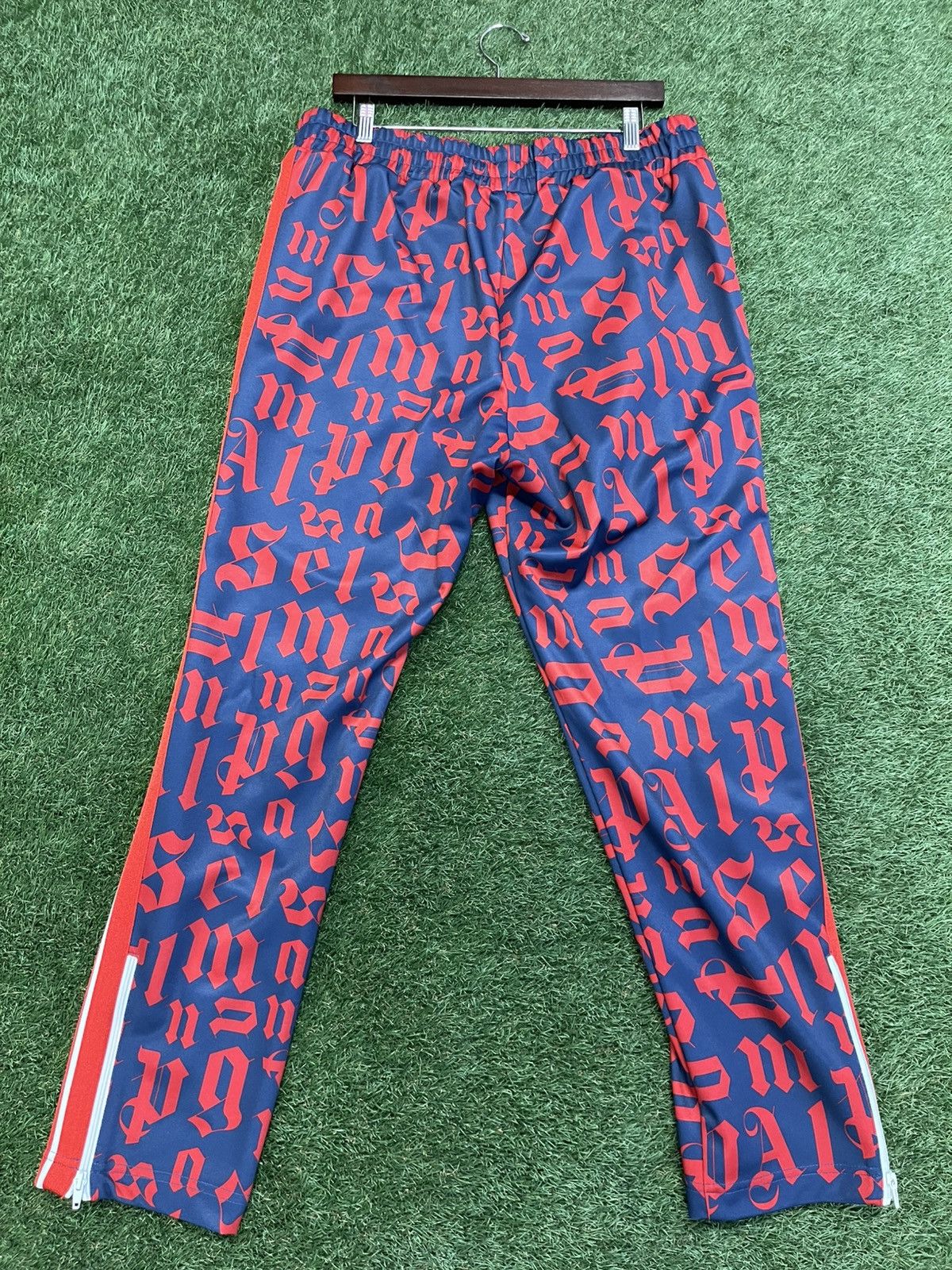 Palm Angels Size XXL - Palm Angels Monogram Sweatpants Red/Blue Size US 38 / EU 54 - 7 Thumbnail