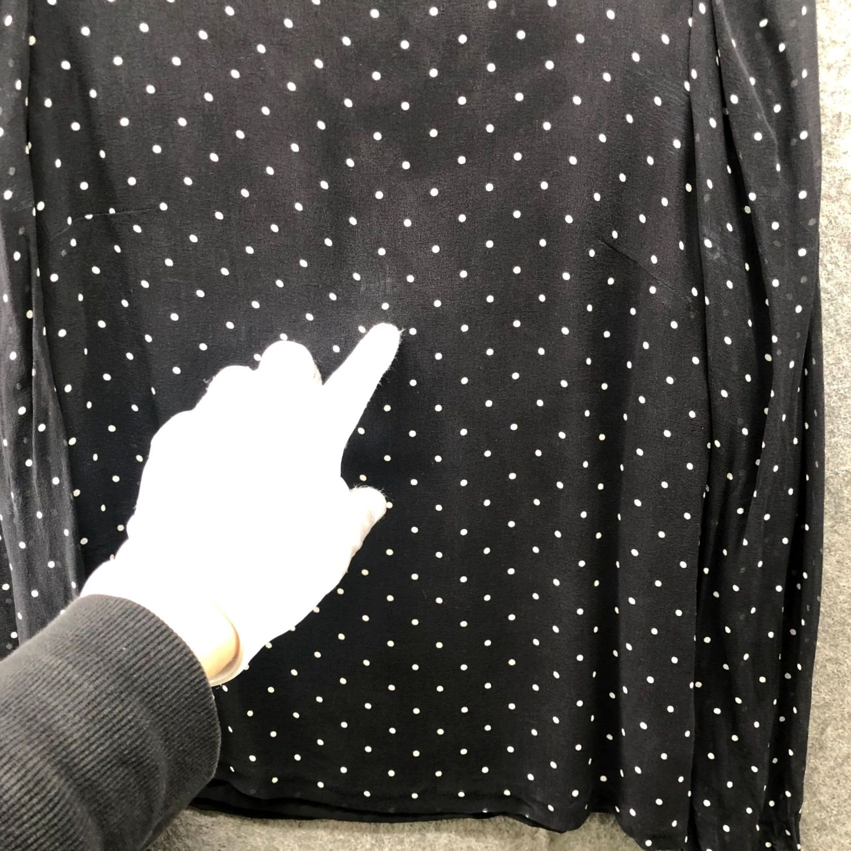 Vintage Intermix Silk Blouse Womens S Black White Polka Dot Puff Sleeve Long Sleeve Round Neck Shirt Women’s S Polka Dot Puff Sleeve Blouse Size S / US 4 / IT 40 - 3 Thumbnail