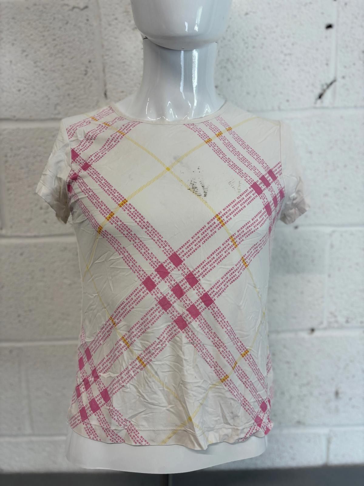 Burberry Burberry London Short Sleeve T-Shirt Womens Size 8 Size S / US 4 / IT 40 - 1 Thumbnail
