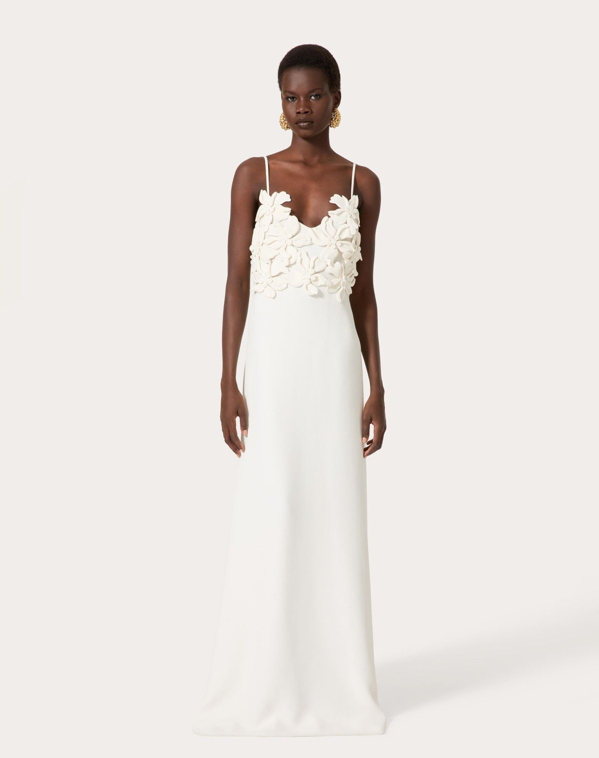 Valentino o1s1wg110525 Embroidered Cady Couture Gown in White Size XS / US 0-2 / IT 36-38 - 4 Thumbnail