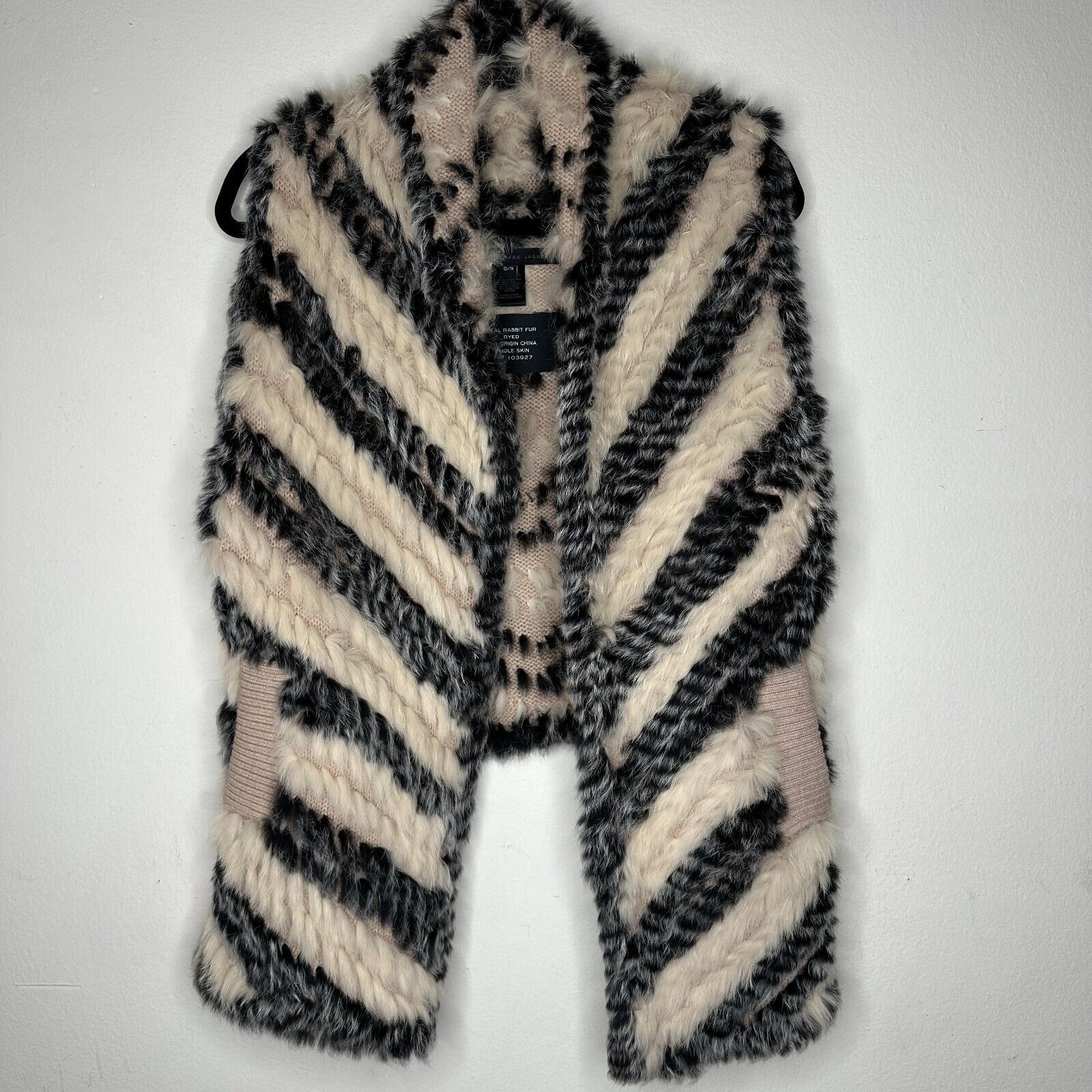 Marc by Marc Jacobs Marc by Marc Jacobs Cream Black Stripe Rabbit Fur Vest OS Size ONE SIZE - 6 Thumbnail