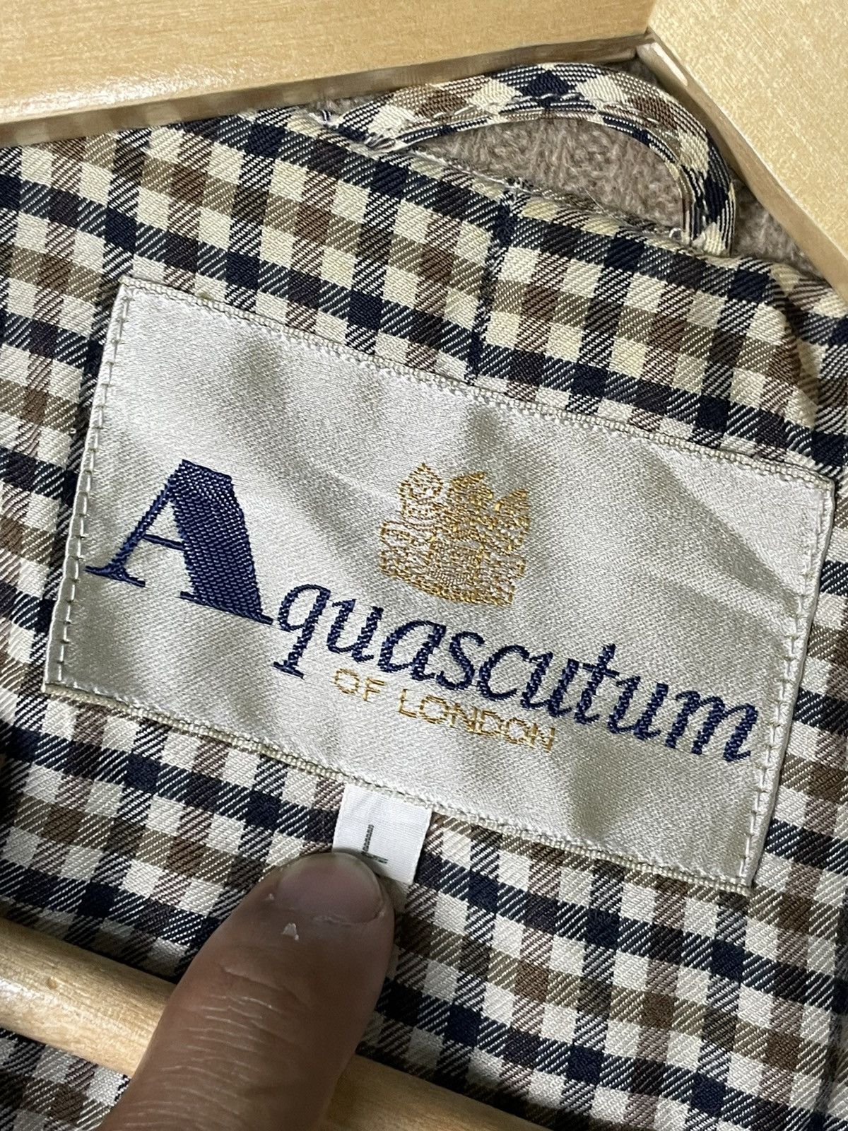 Aquascutum × Japanese Brand × Vintage Vintage Aquascutum Long Outerwear Coat (77) Size US M / EU 48-50 / 2 - 9 Thumbnail