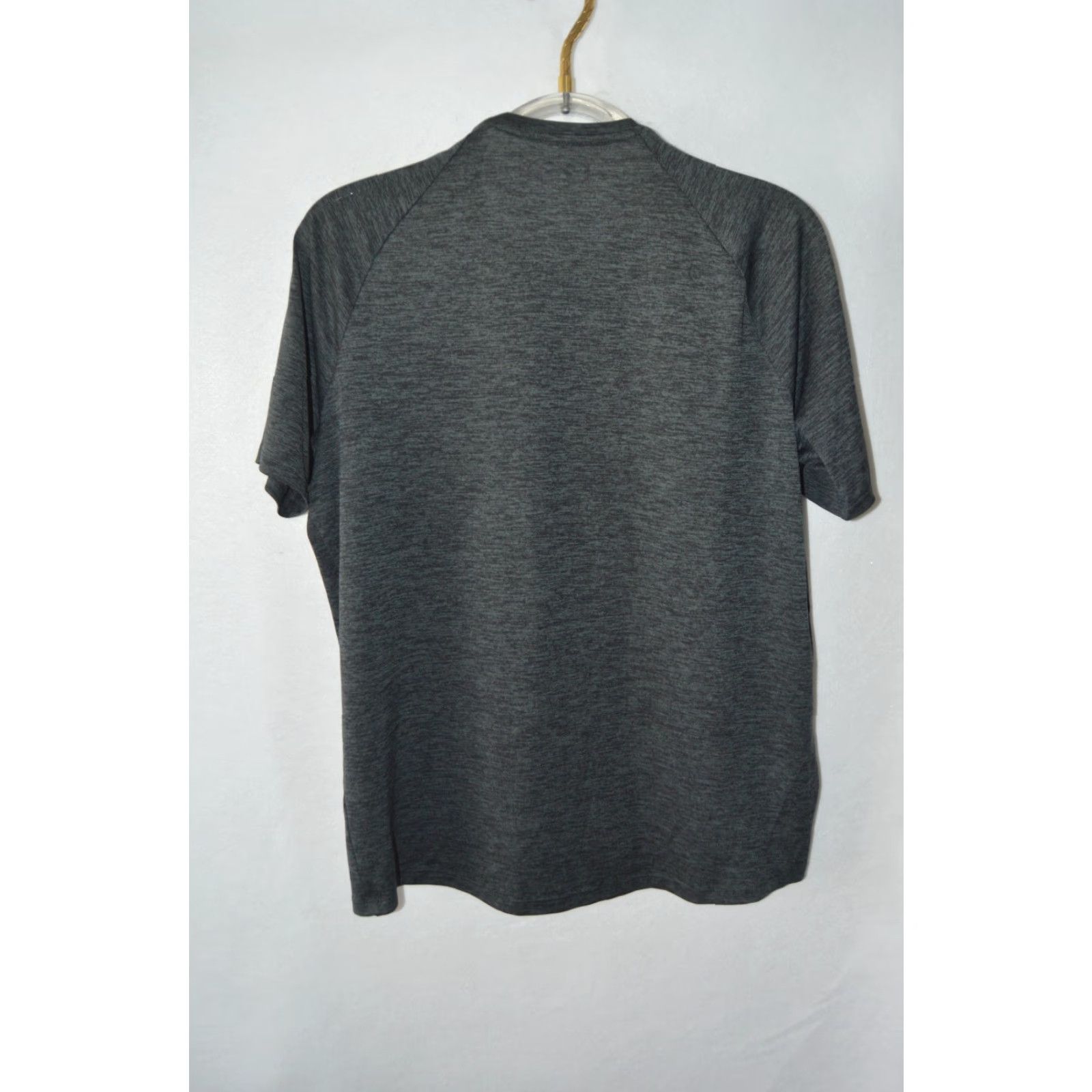 Under Armour Under Armour Tech Tee Mens Heathered Gray T Shirt Size Large L Shirt Mens L Gray Logo Breathable All Seasons Sports Summer Spring Fall Size US L / EU 52-54 / 3 - 2 Thumbnail