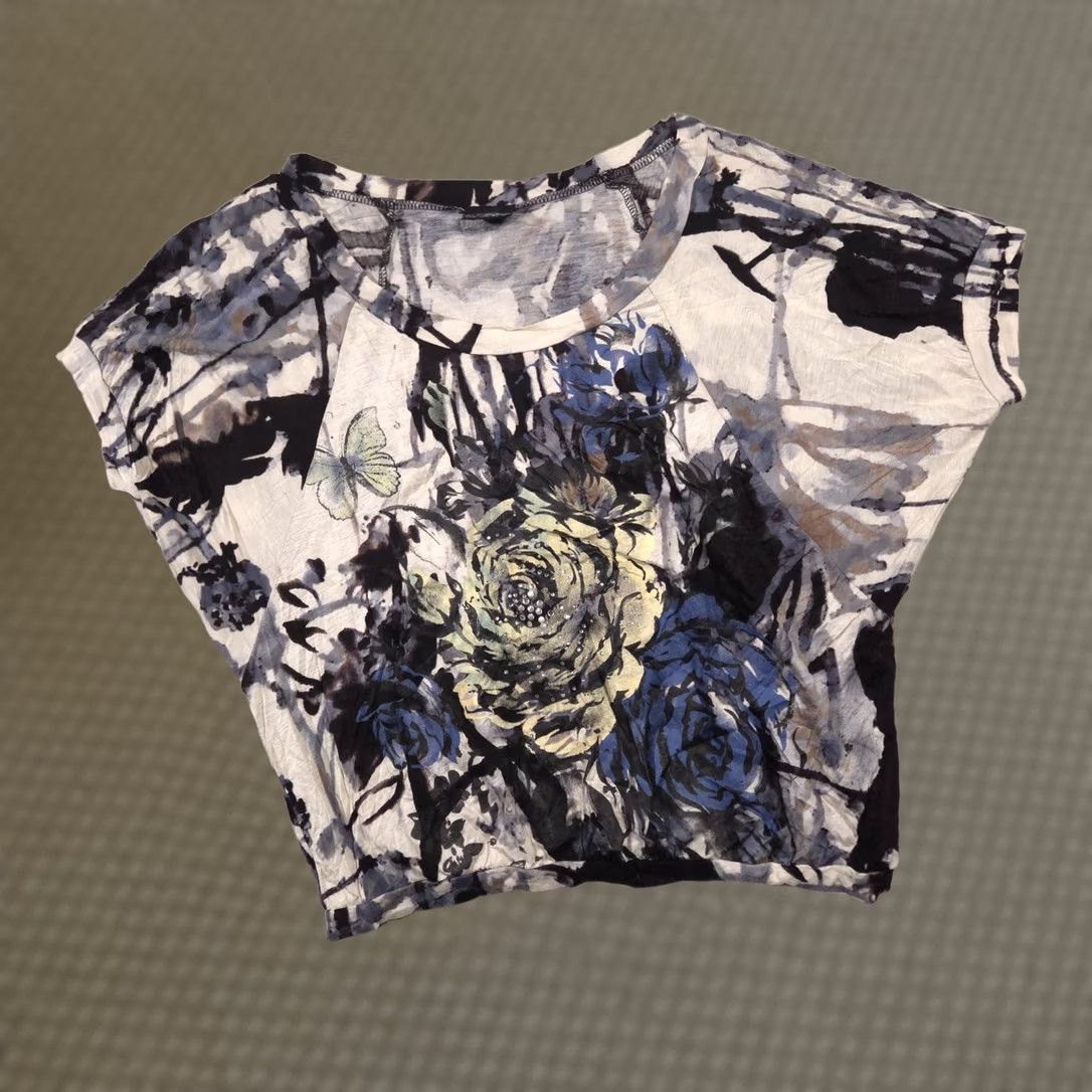 Vintage Daytrip Shirt Womens Medium Cream Blue Floral Butterfly Rhinestone Dolman Top Size M / US 6-8 / IT 42-44 - 1 Thumbnail