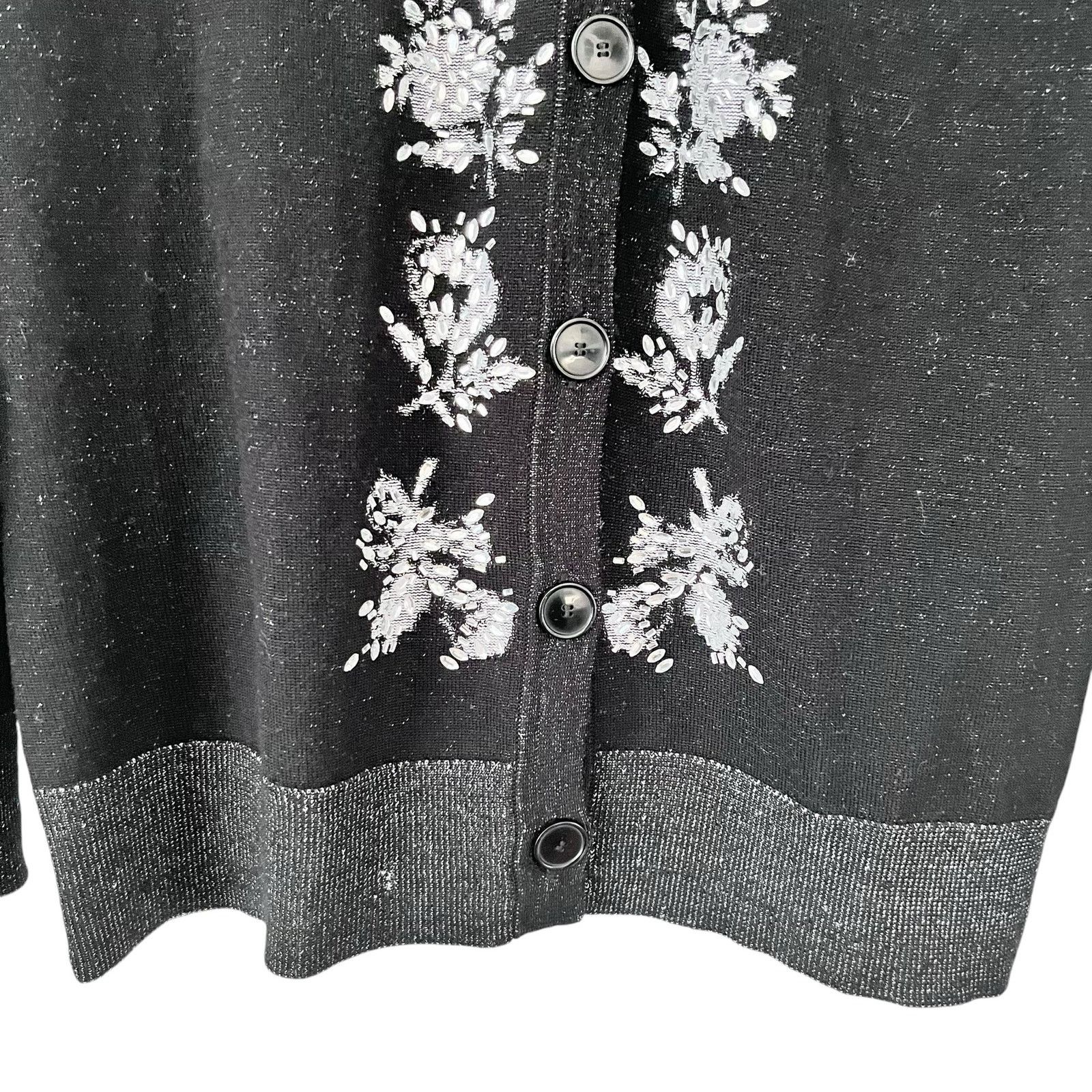 Diane von Furstenberg Diane von Furstenberg Black Floral Cardigan Sweater Size M / US 6-8 / IT 42-44 - 3 Thumbnail