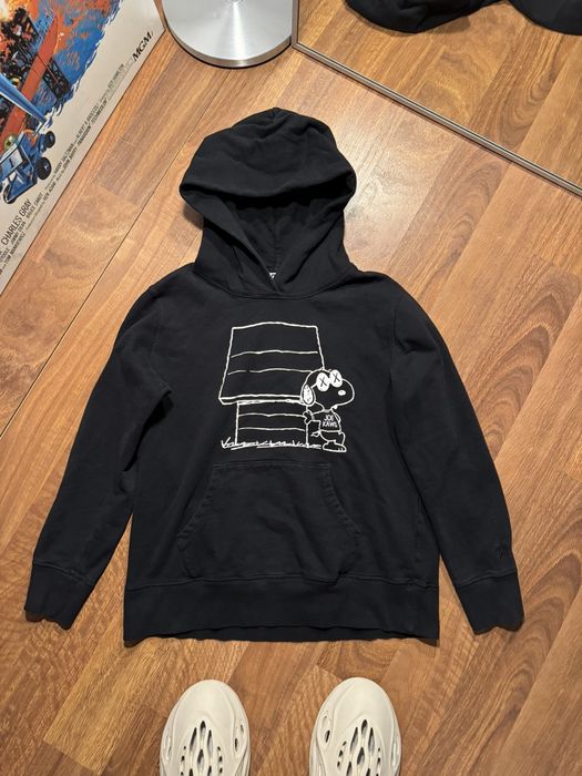 Kaws snoopy online hoodie