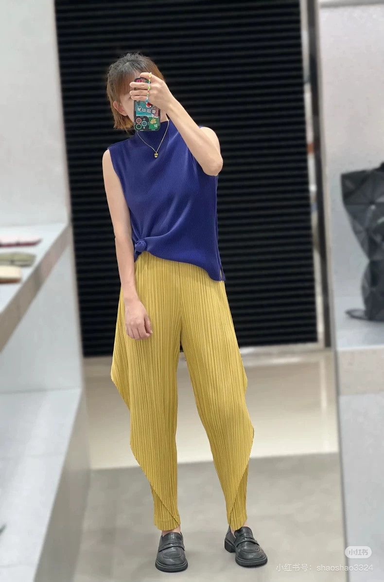 Other Issey Miyake/三宅一生 size:3 Yellow pleated pants Size 42" / US 20 - 9 Thumbnail