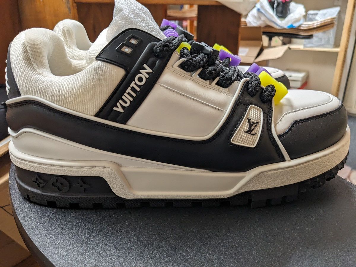 Louis Vuitton LOUIS VUITTON LV TRAINER MAXI SNEAKER BLACK VIRGIL ABLOH Size US 11 / EU 44 - 19 Thumbnail