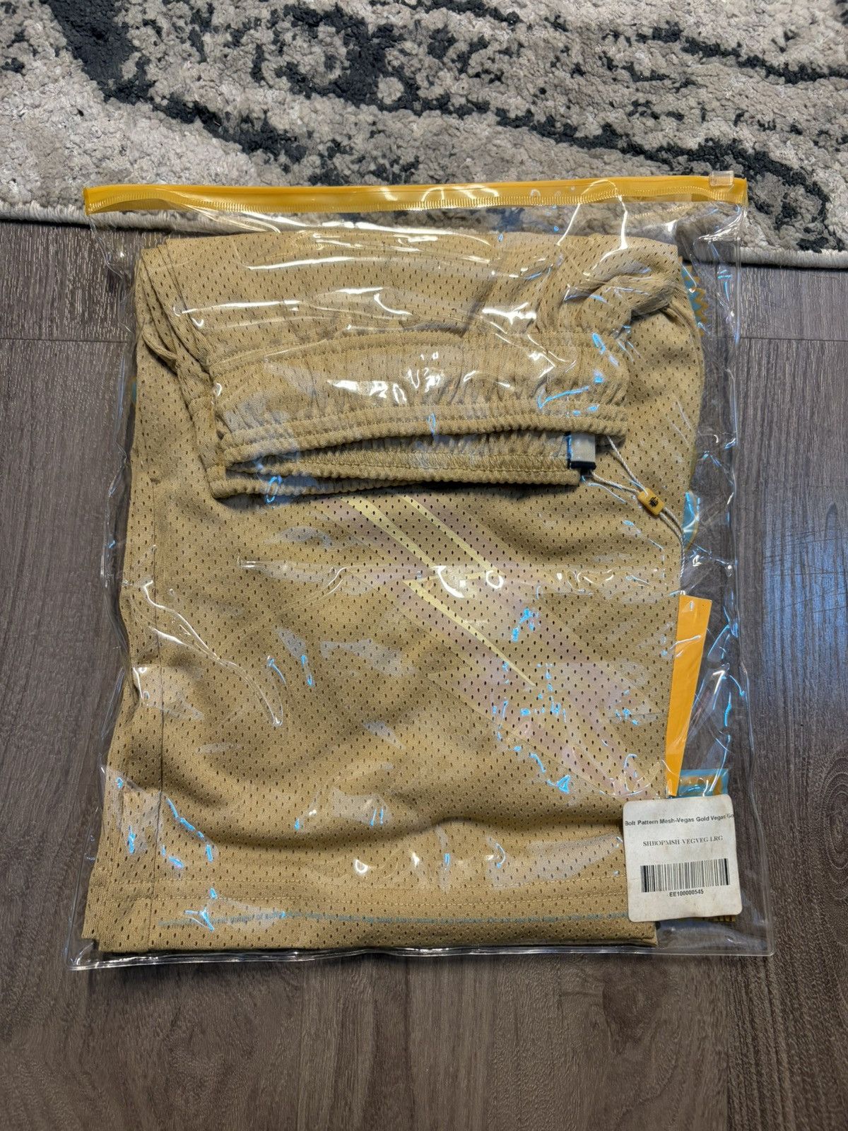 Eric Emanuel Eric Emanuel Beige Lightning Bolt Shorts Size US 34 / EU 50 - 5 Thumbnail