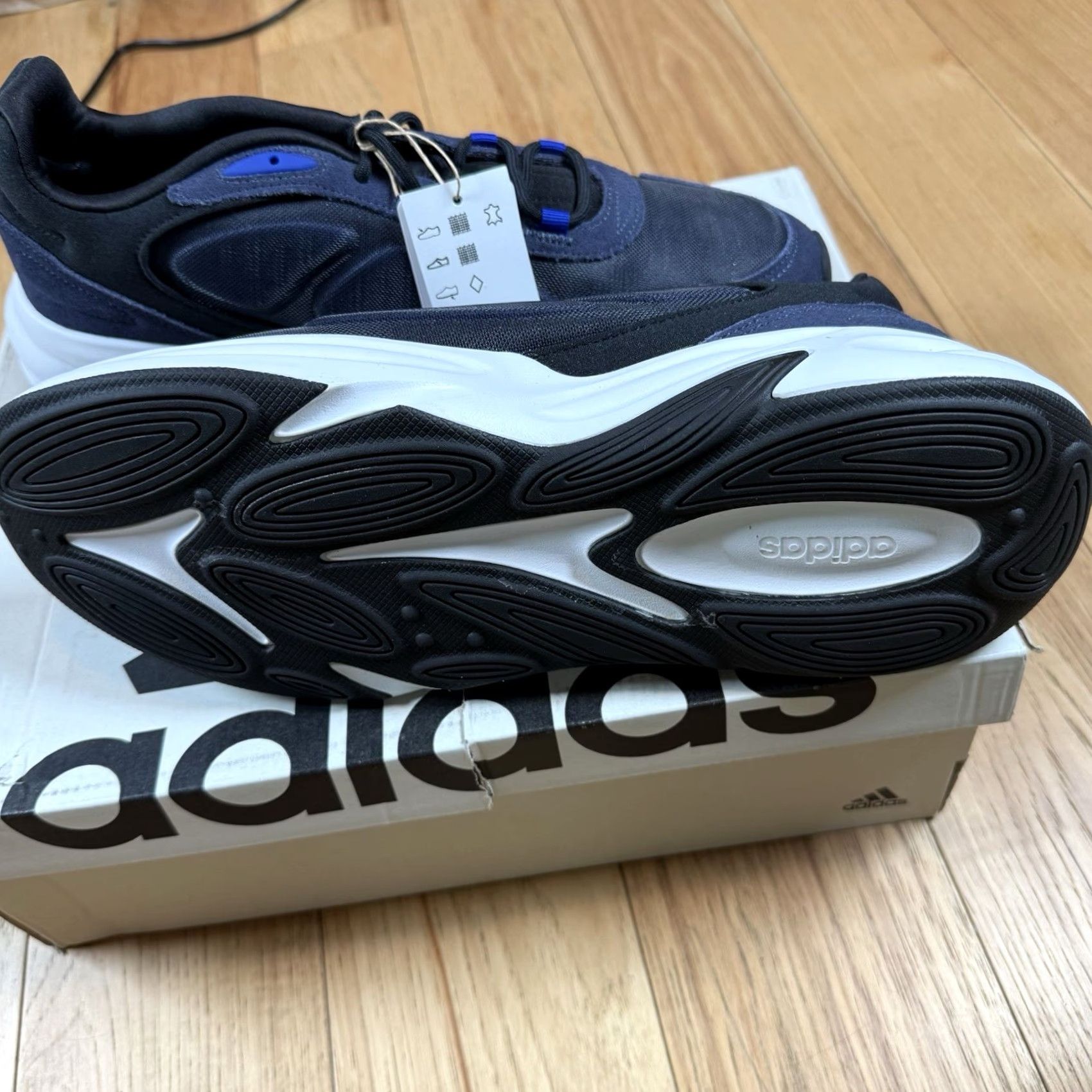 Adidas Adidas Ozelle Sneaker Men's 12.5 Black Blue H03506 Running Athletic Footwear New in Box Size US 13 / EU 46 - 5 Thumbnail