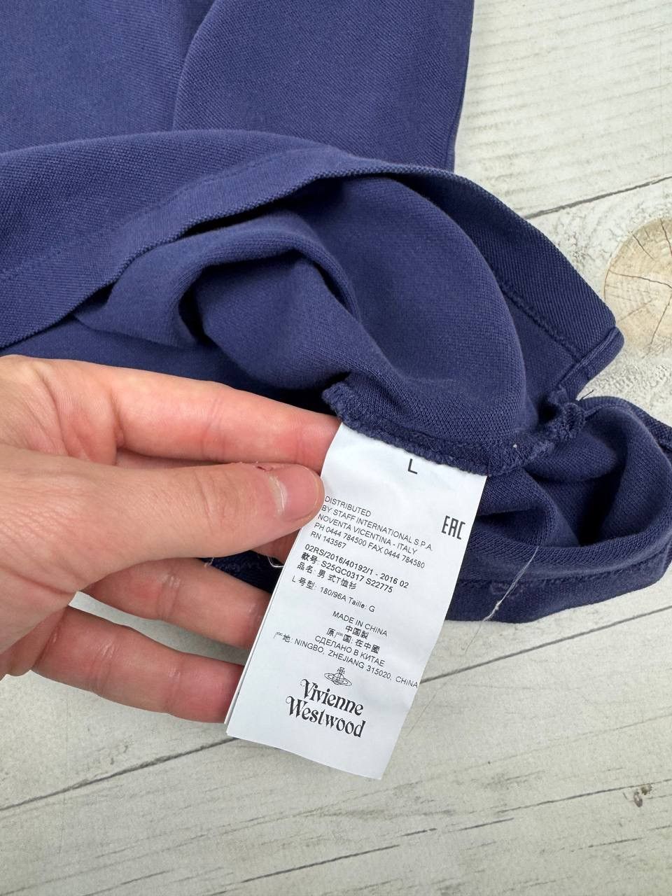 Vivienne Westwood Vivienne Westwood Polo Shirt Logo Orb Size US L / EU 52-54 / 3 - 5 Thumbnail