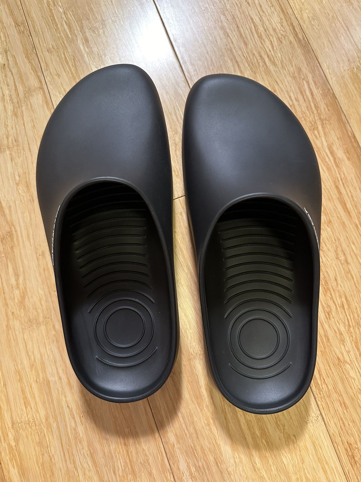 Balenciaga Balenciaga Pool Closed Slides Size US 8.5 / EU 41-42 - 8 Thumbnail