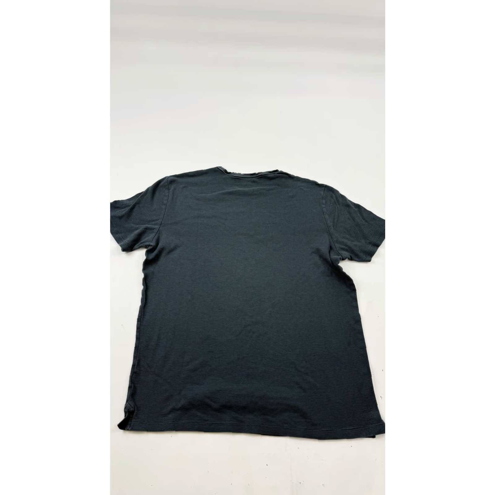 Banana Republic Banana Republic Shirt Mens XL Blue Luxe Touch Performance Tee 100% Cotton Size US XL / EU 56 / 4 - 5 Thumbnail