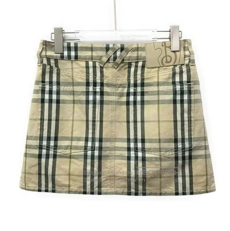 Burberry Burberry Khaki Cotton Women's Skirt. Size 23" - 1 Thumbnail